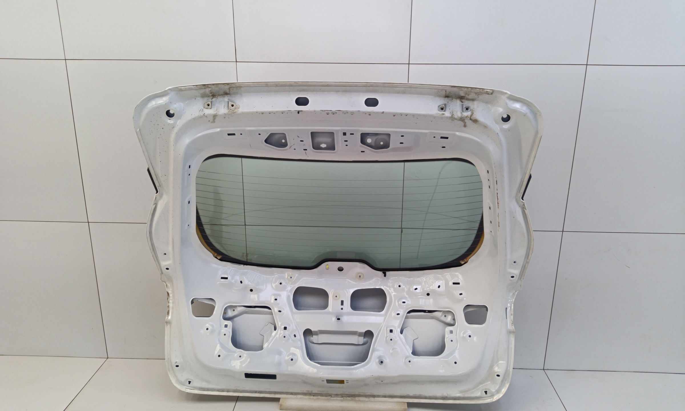 Крышка багажника Mazda CX-4 Restail