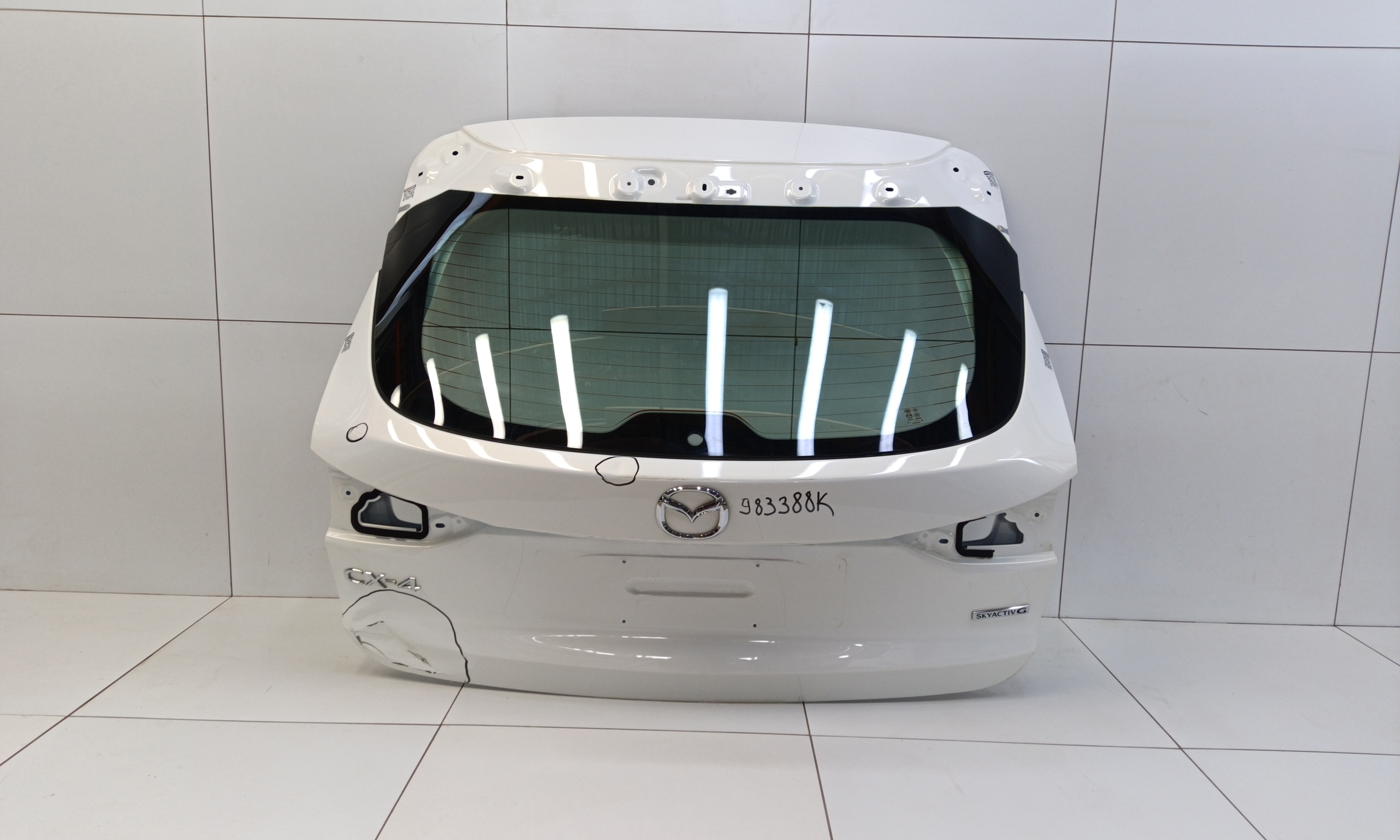 Крышка багажника Mazda CX-4 Restail