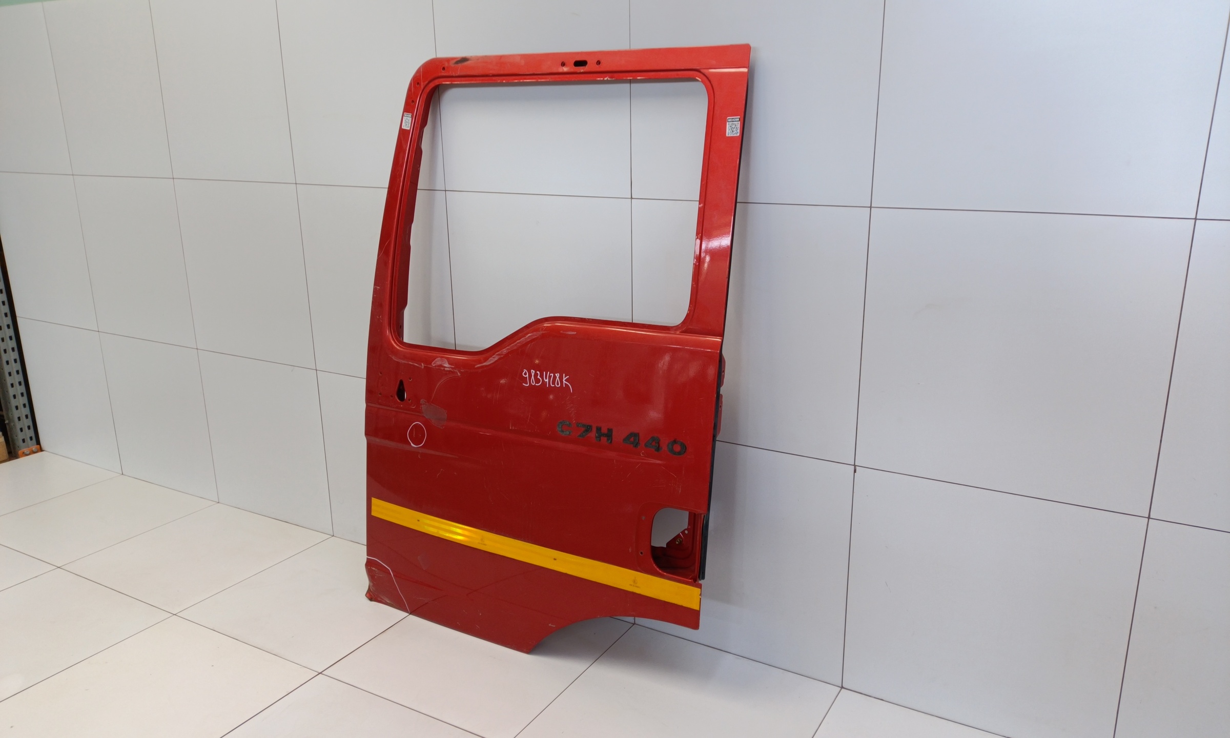 Дверь левая Sitrak C7H
