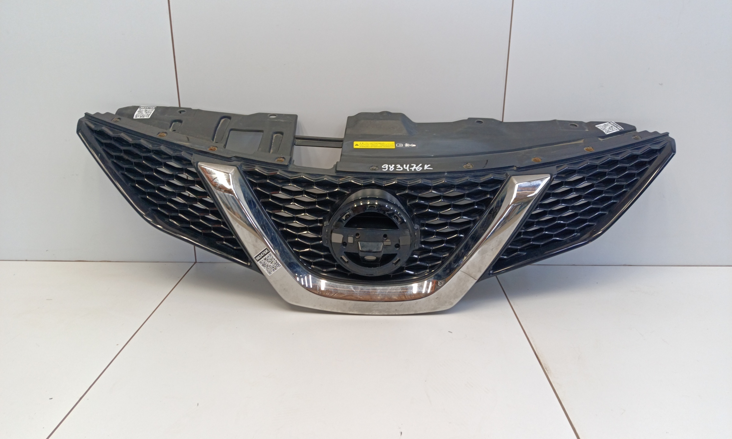 Решетка радиатора Nissan Qashqai 2