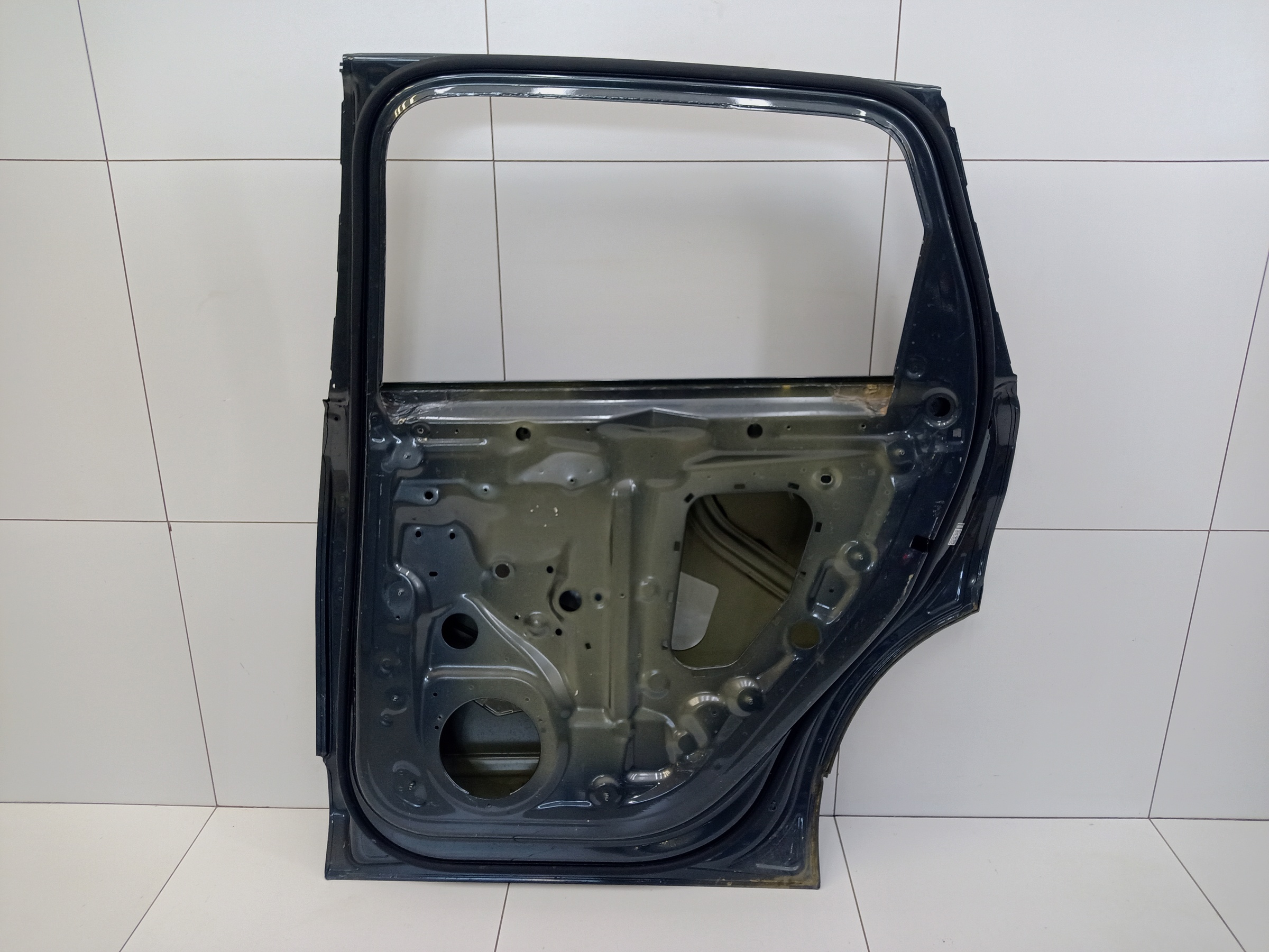 Дверь задняя правая Audi Q7 2
