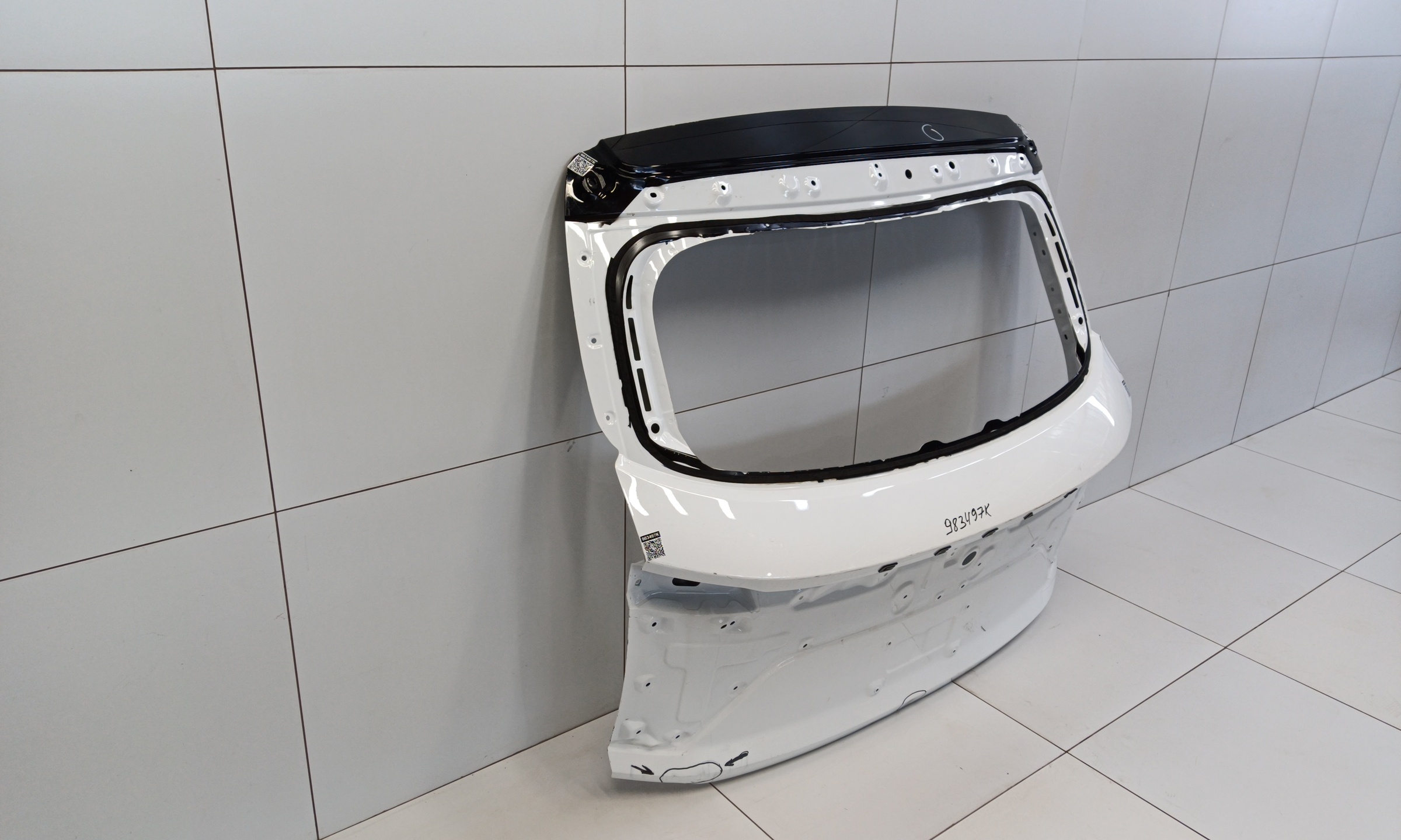 Крышка багажника Geely Coolray Restail