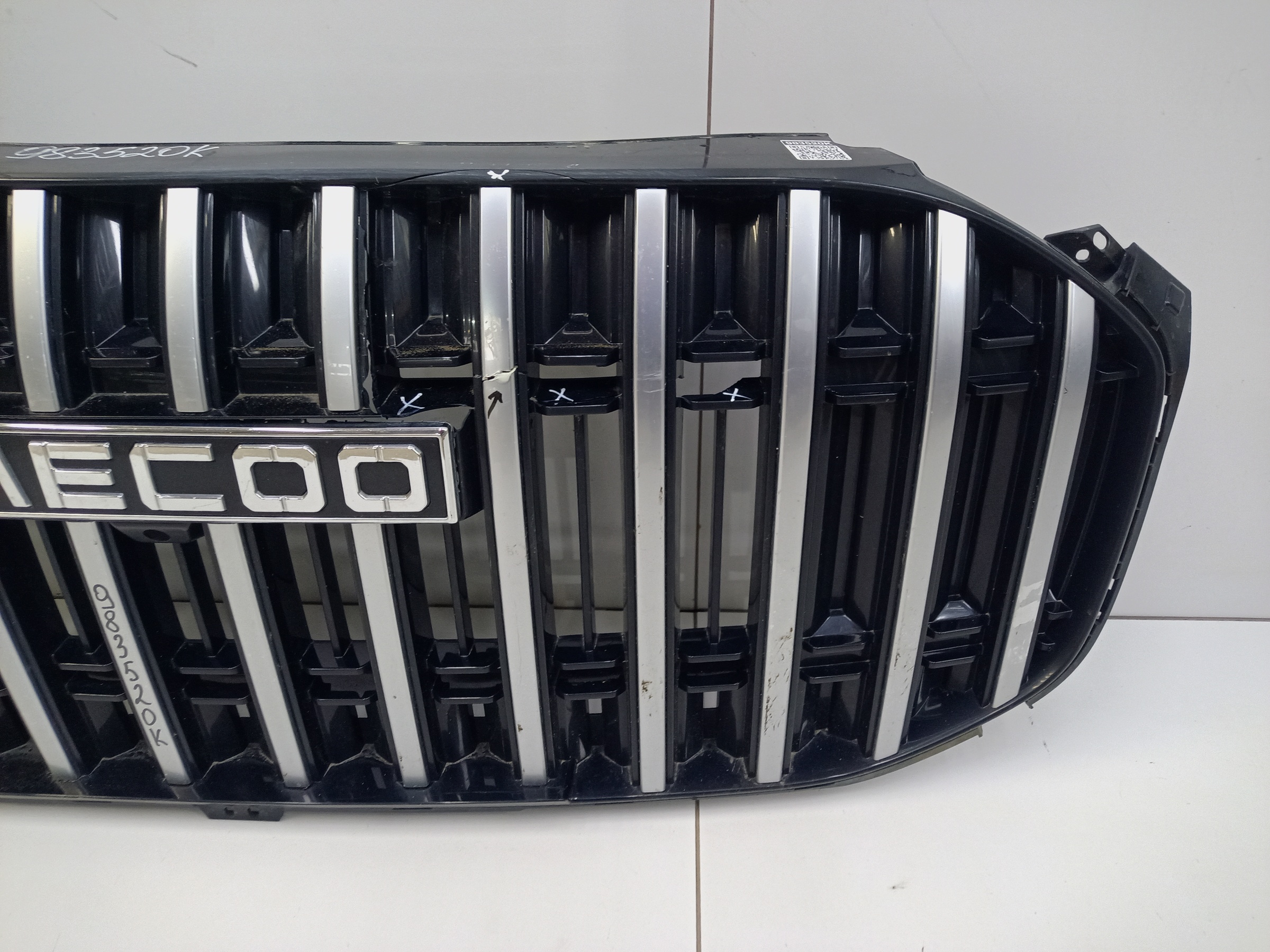 Решетка радиатора Jaecoo J8