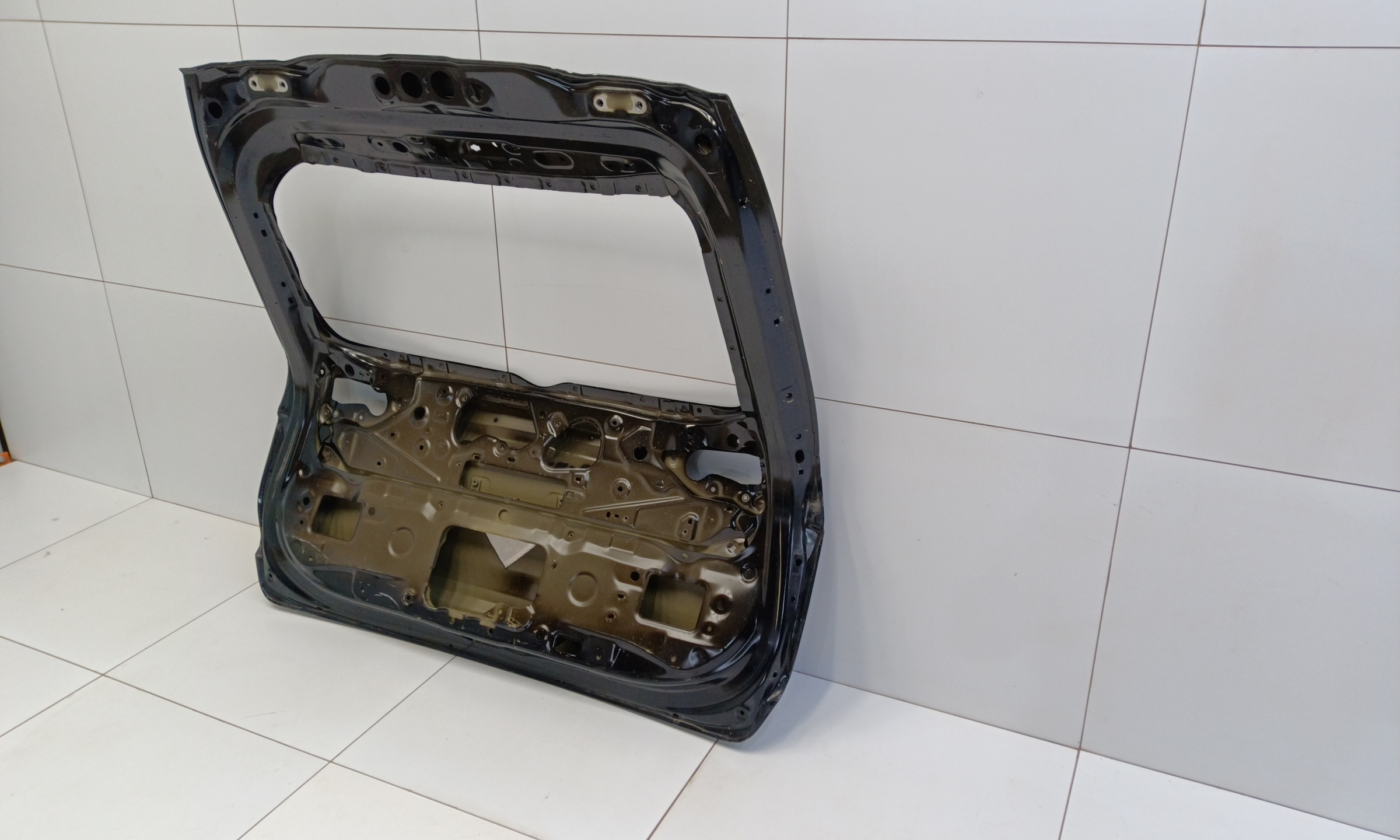 Крышка багажника Toyota RAV4 XA50