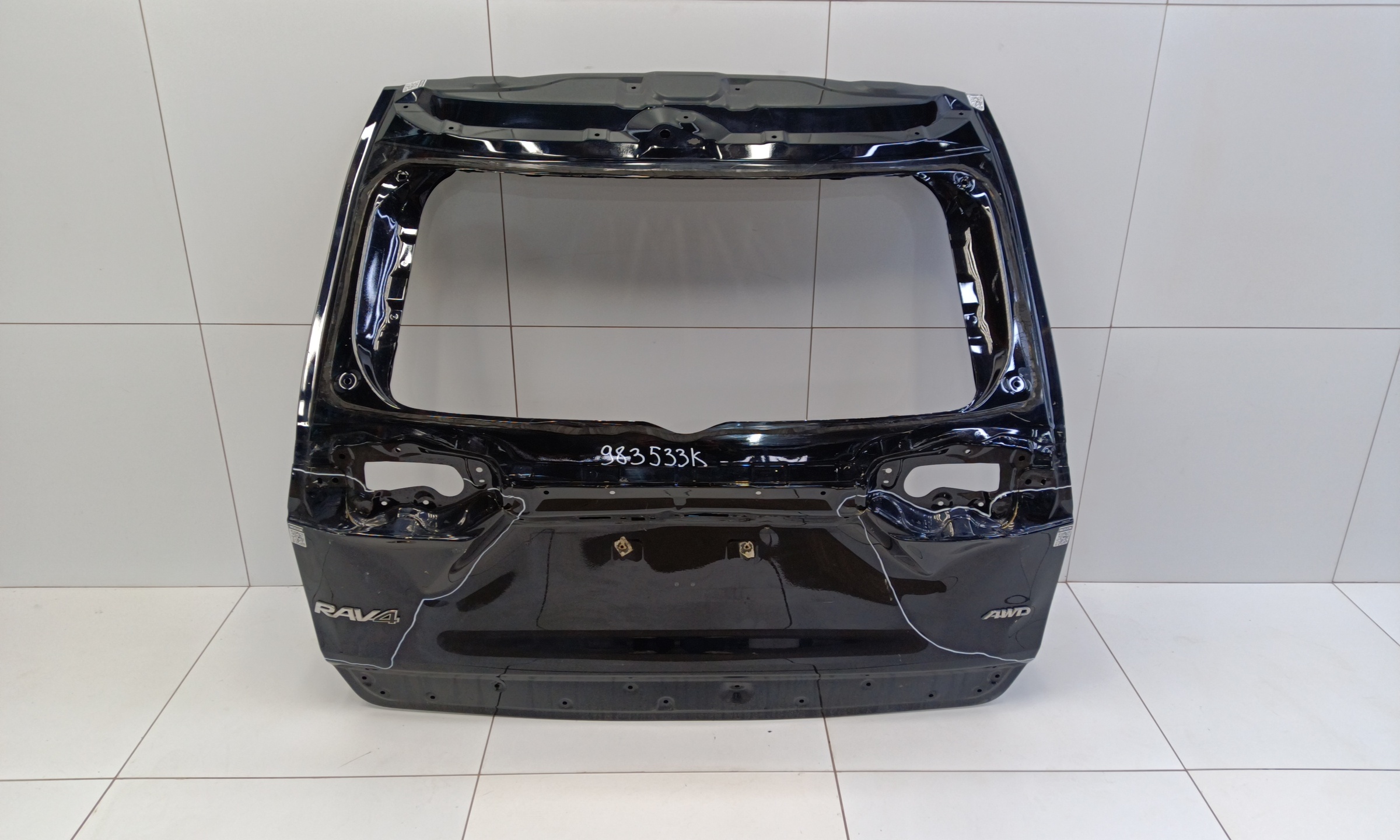 Крышка багажника Toyota RAV4 XA50