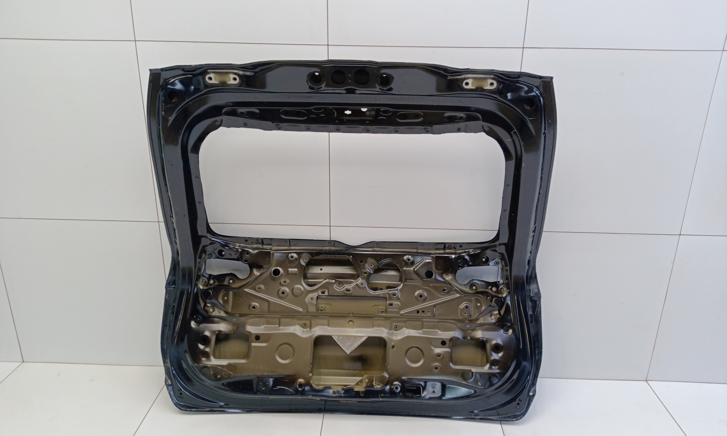 Крышка багажника Toyota RAV4 XA50
