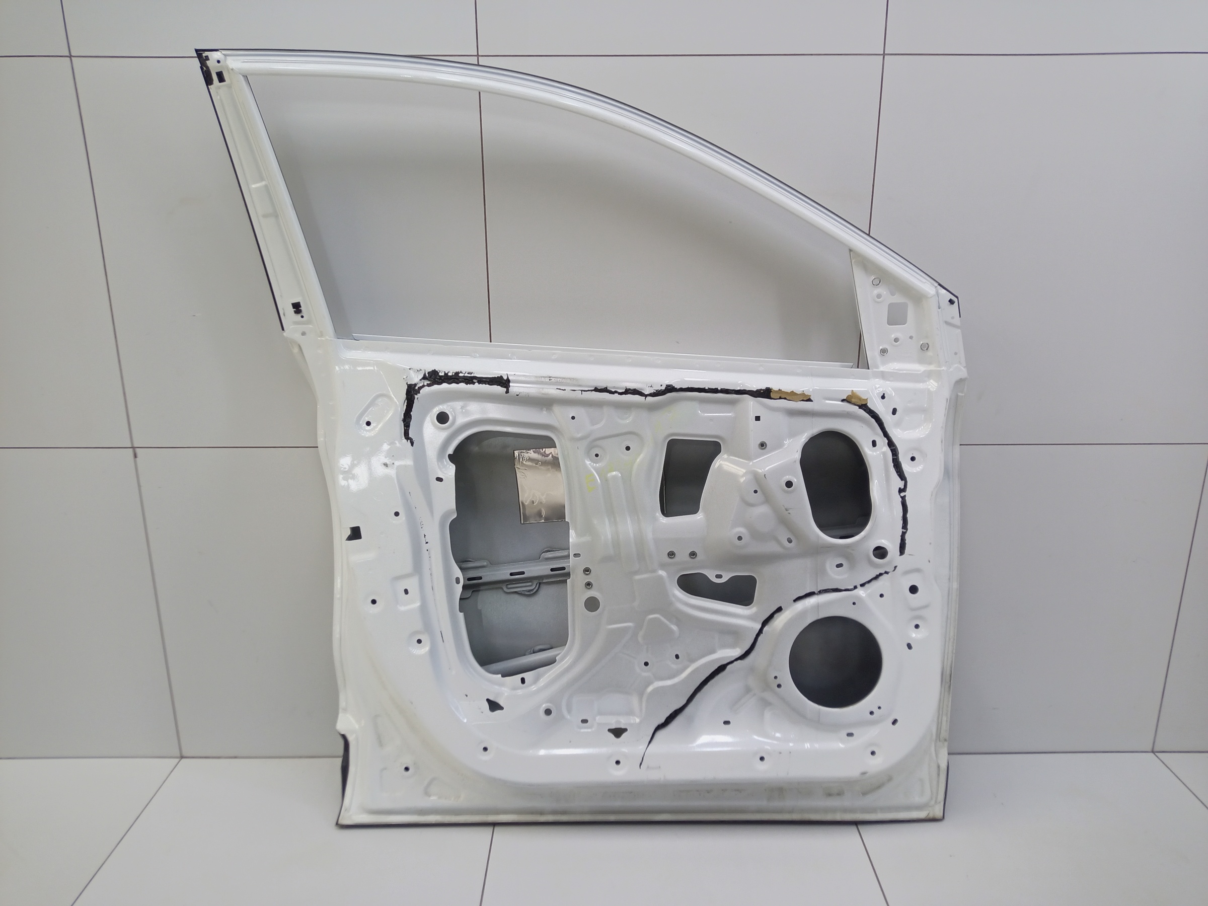 Дверь передняя левая Geely Coolray
