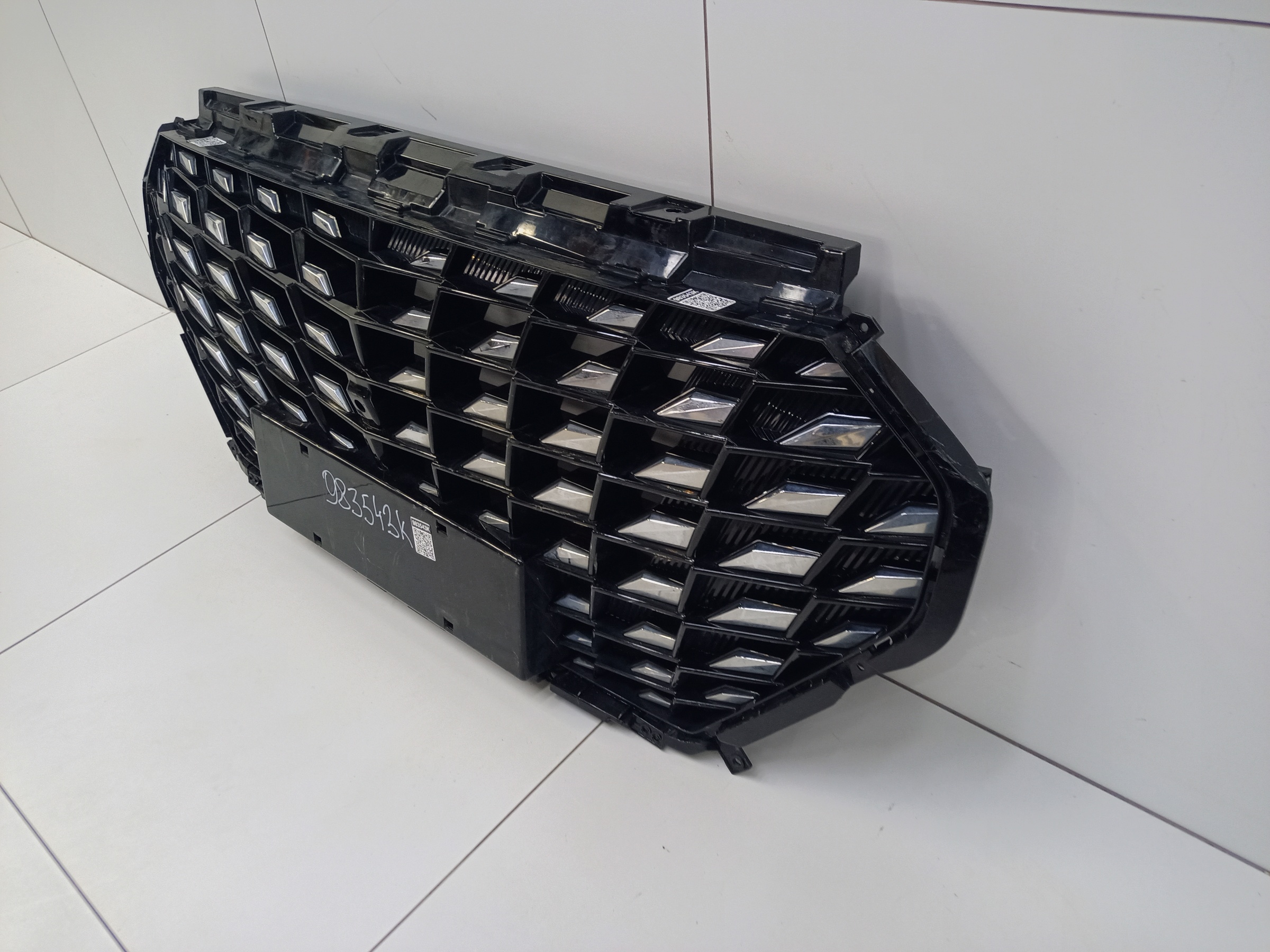Решётка радиатора Jetour X70 Plus Restail
