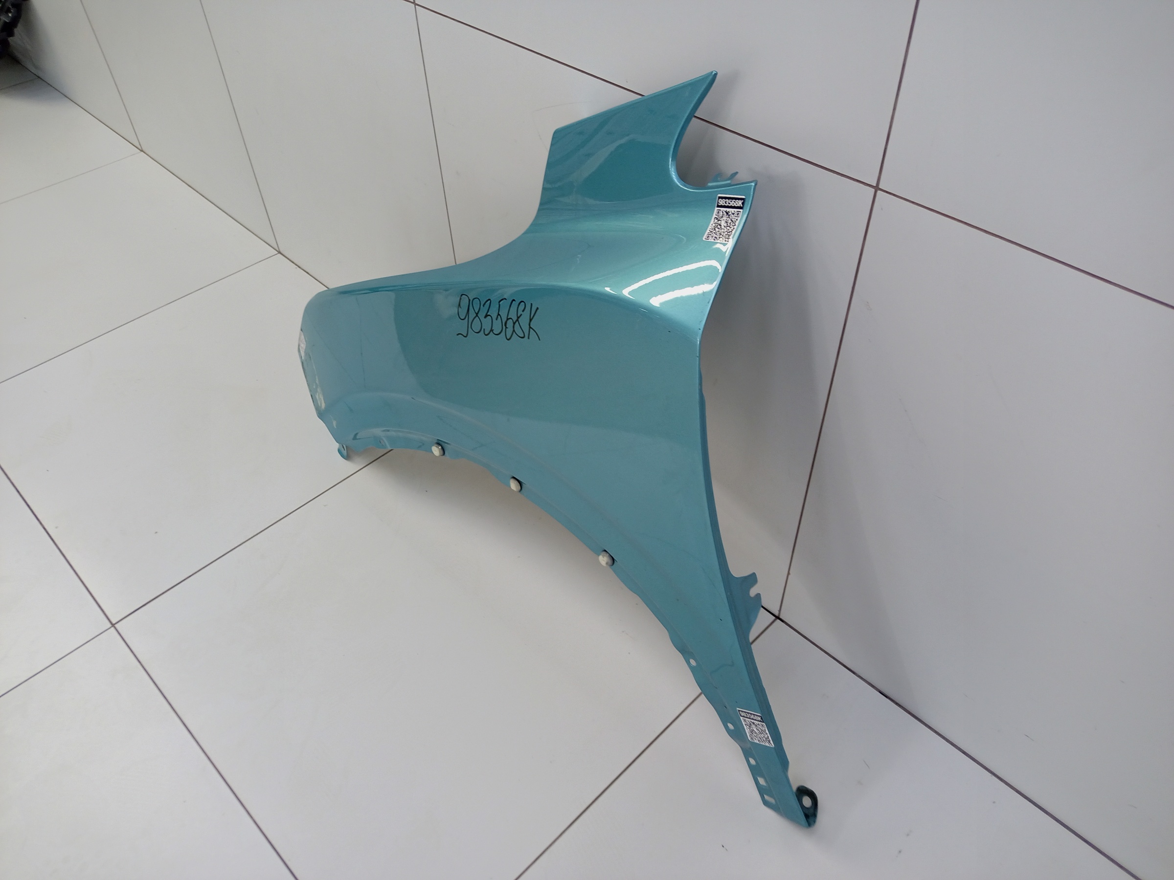 Крыло переднее левое Geely Coolray