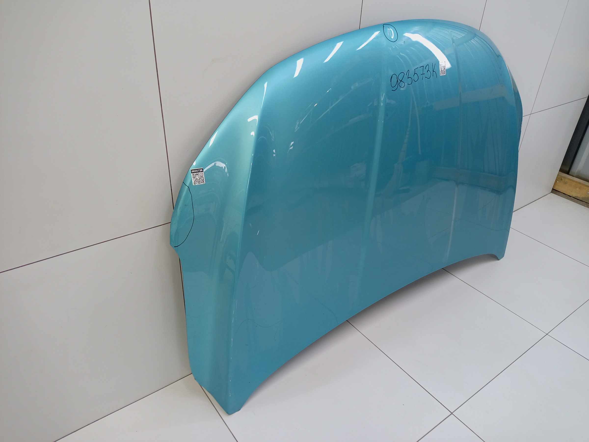 Капот Geely Coolray