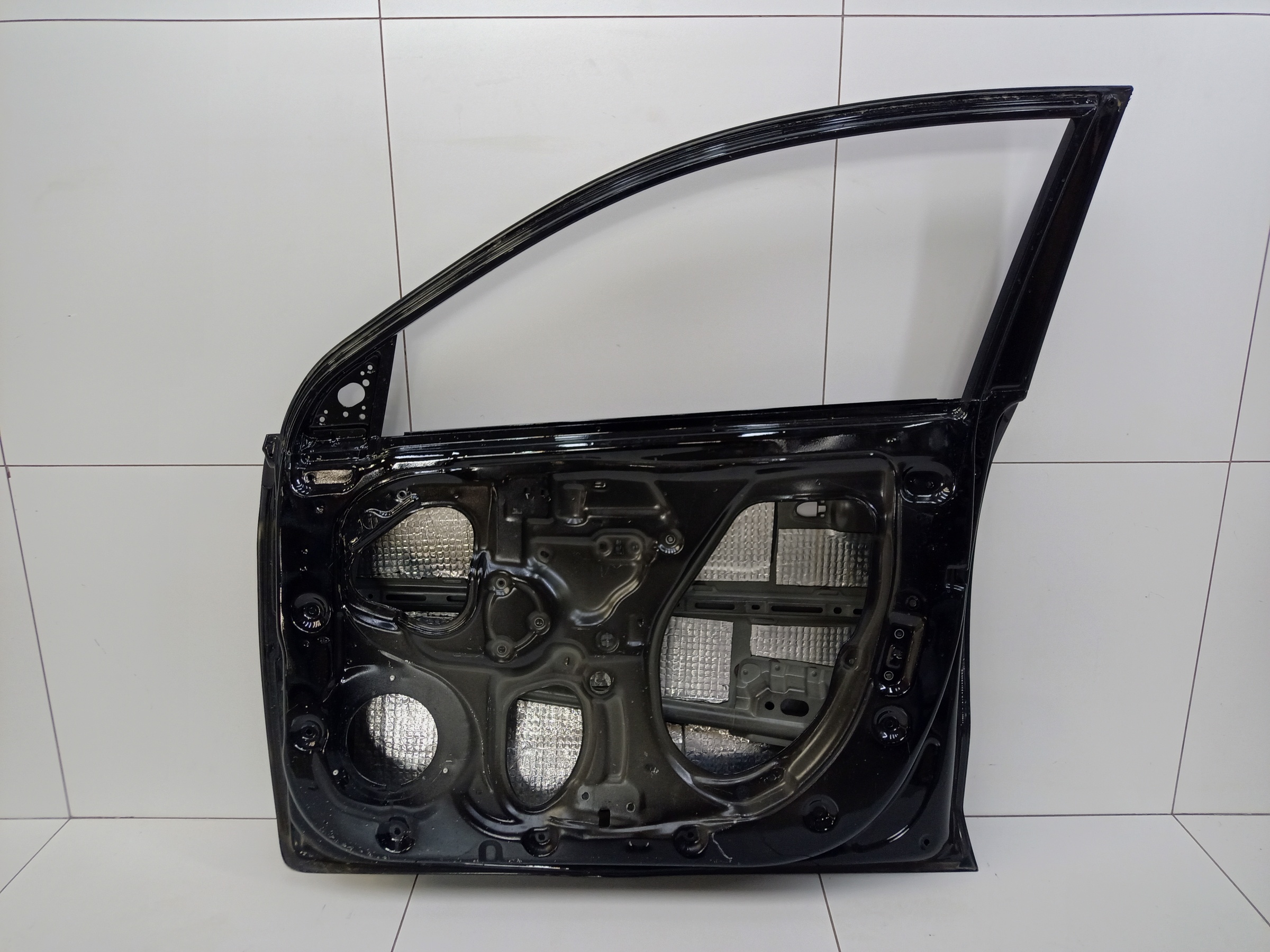 Дверь передняя правая Kia Rio 4