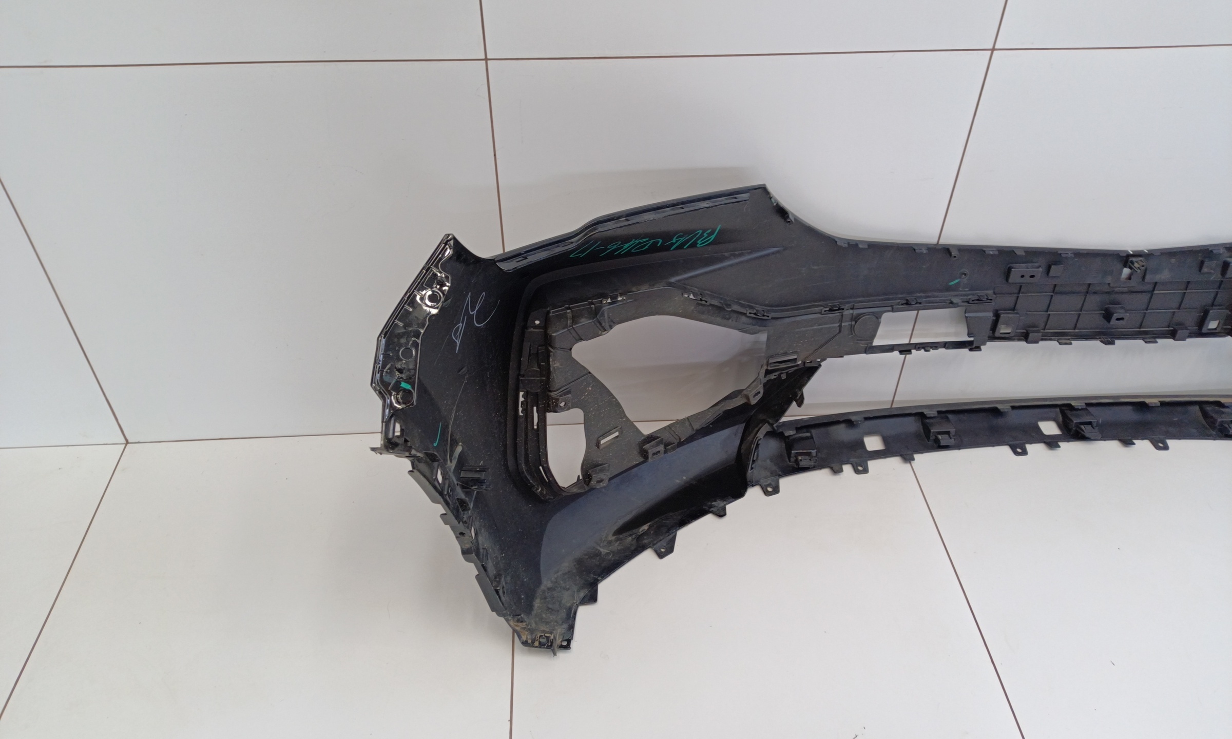 Бампер передний Geely Monjaro