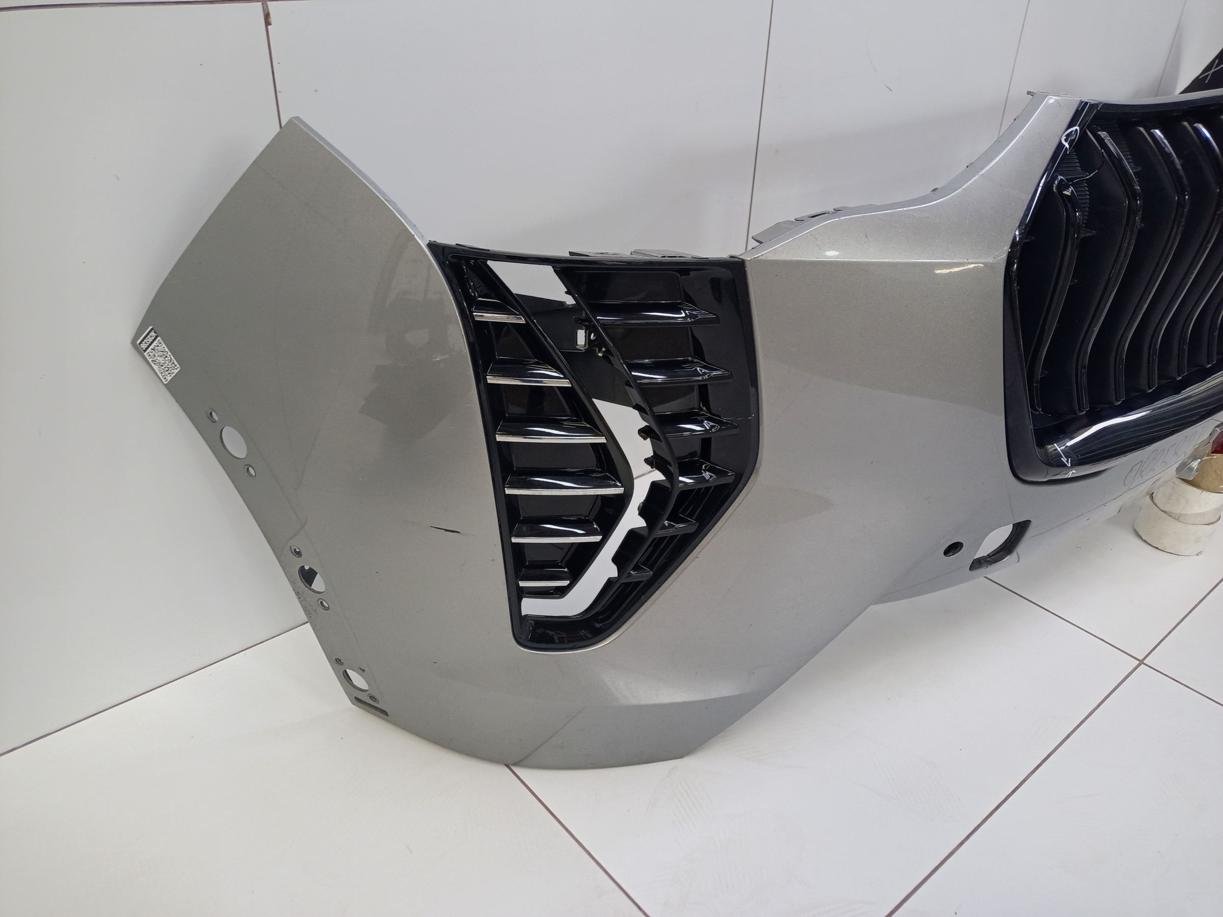 Бампер передний Haval Jolion Restail с отверстиями под накладки
