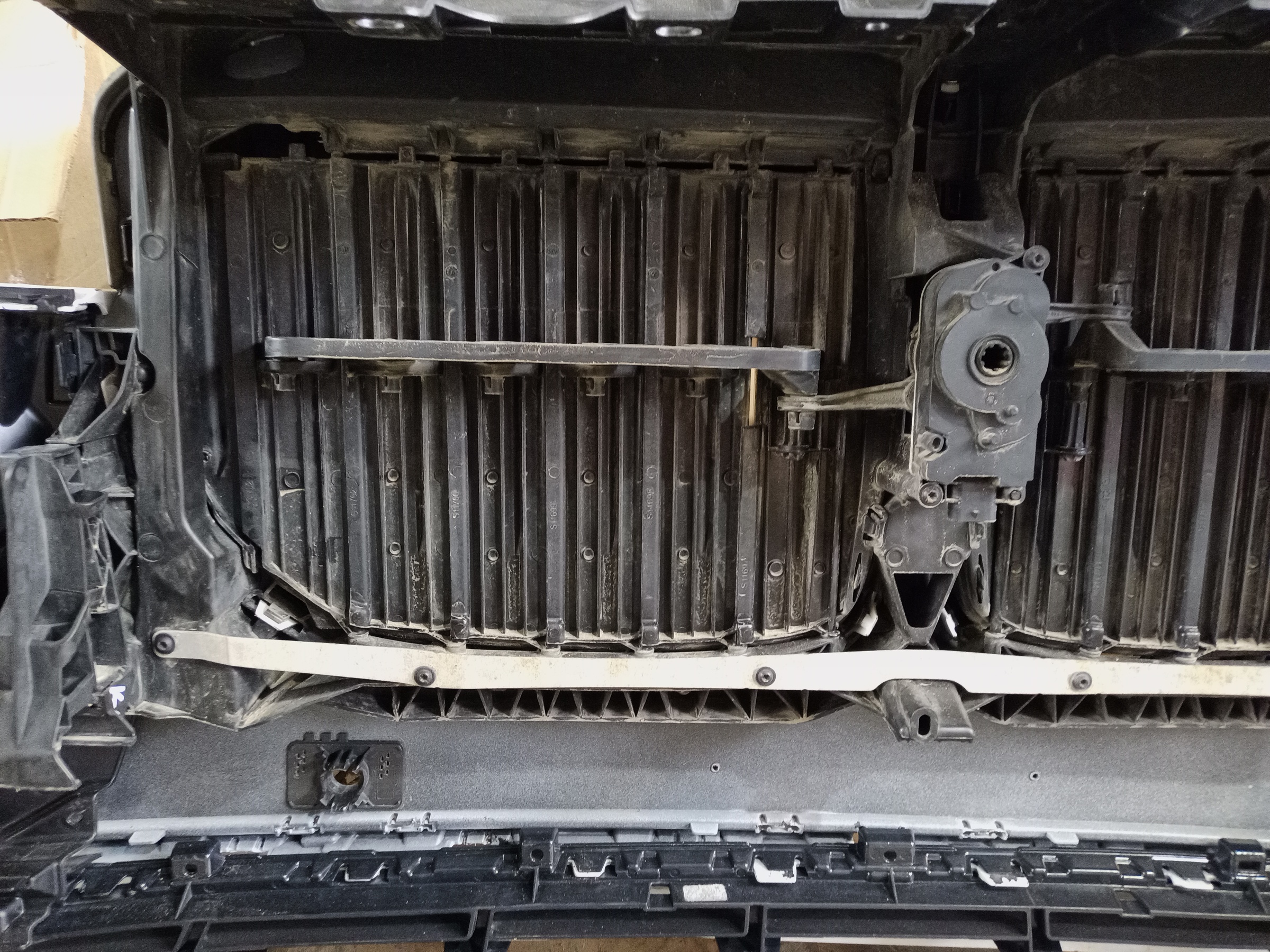 Бампер передний BMW X7 G07