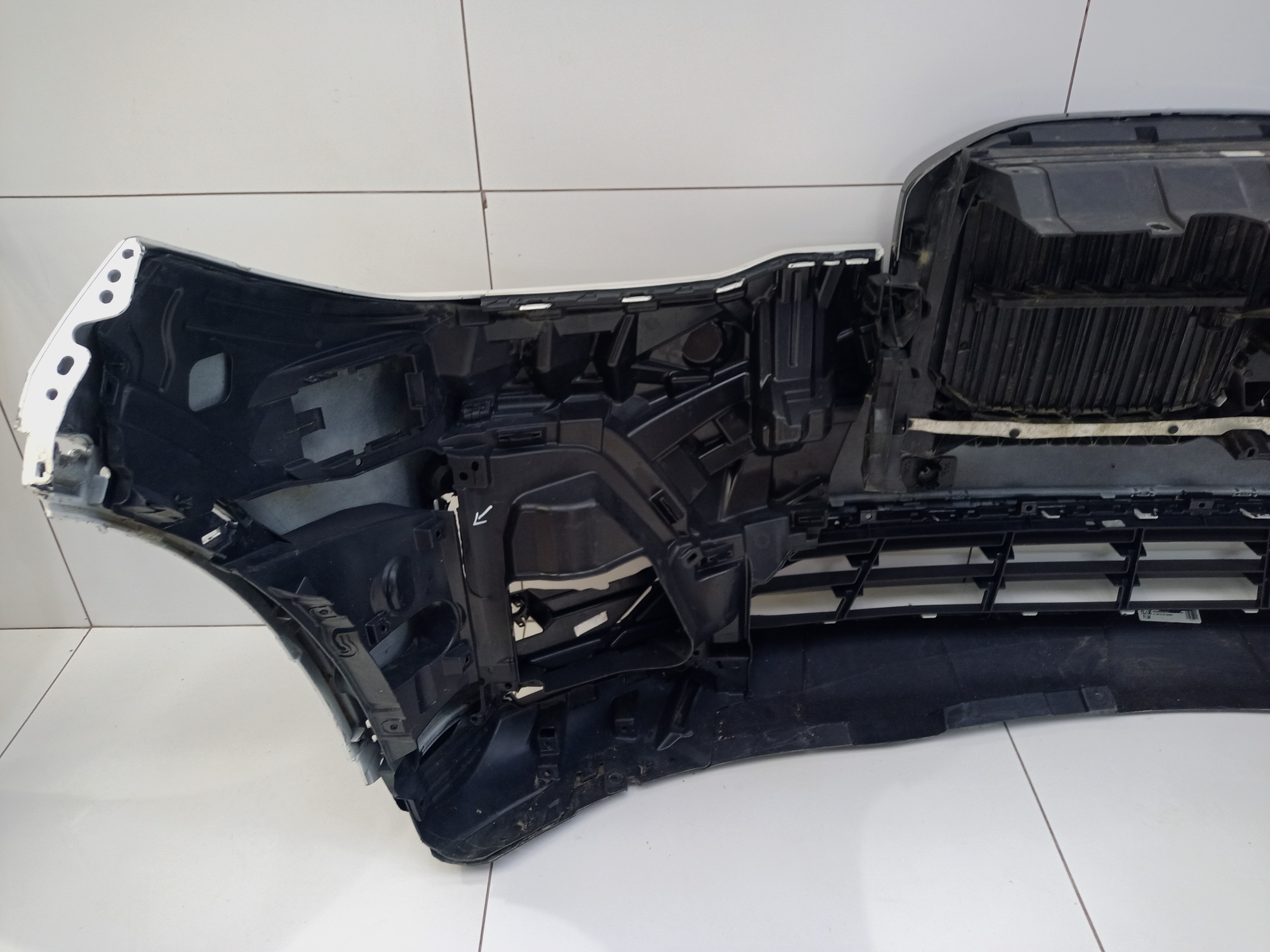 Бампер передний BMW X7 G07