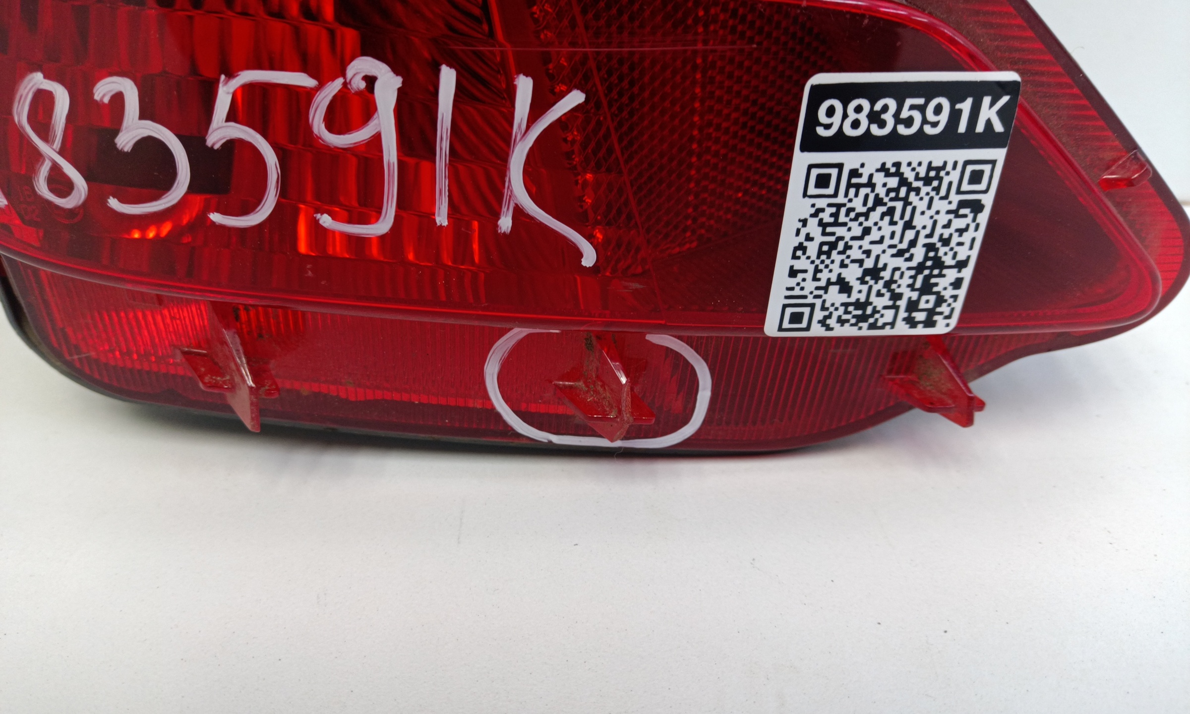 Фара ПТФ задняя левая Toyota RAV4 CA40 Restail