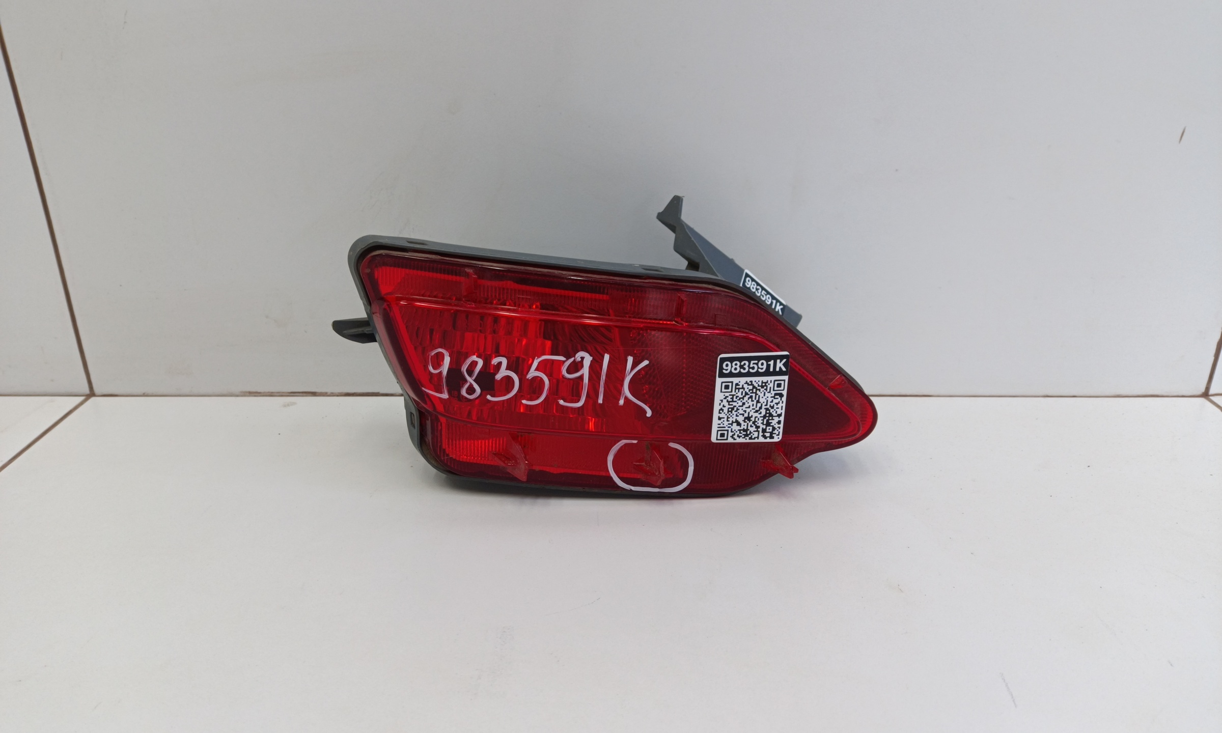 Фара ПТФ задняя левая Toyota RAV4 CA40 Restail