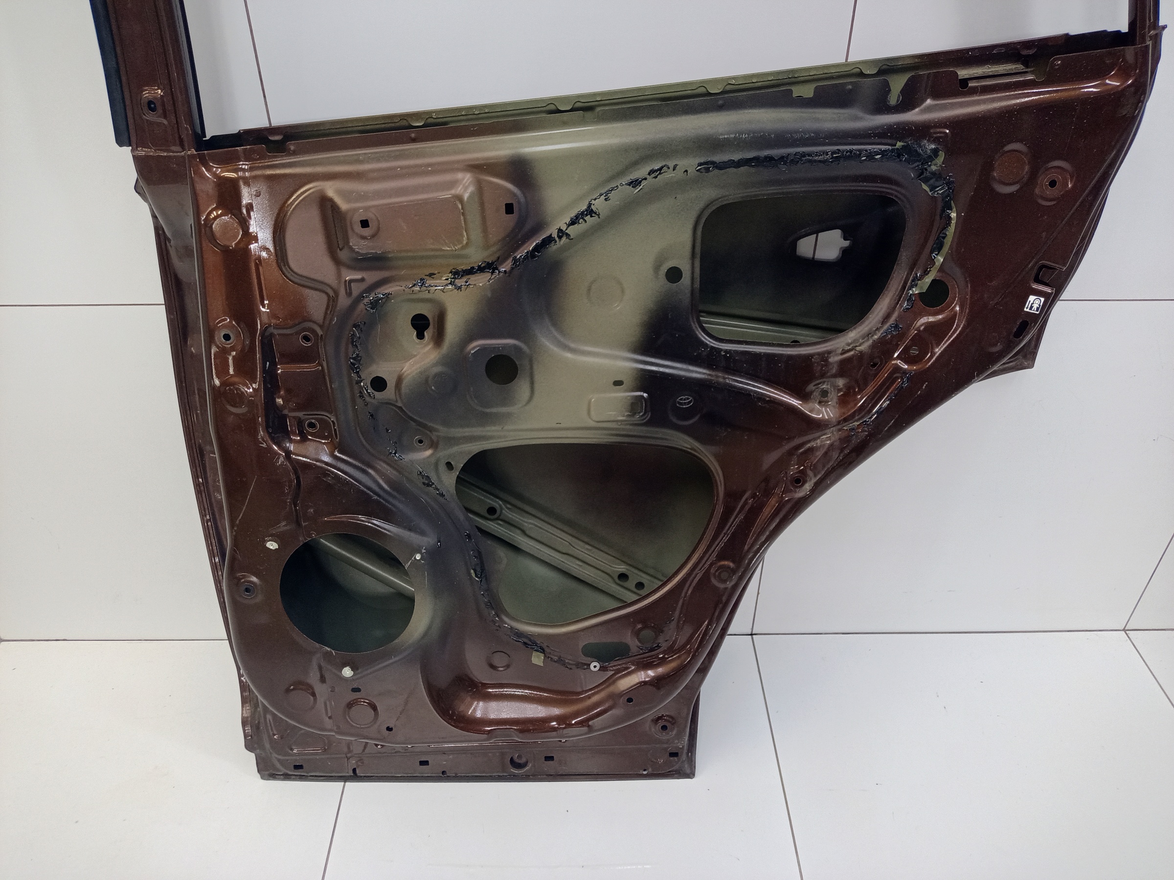 Дверь задняя правая Toyota RAV4 CA40