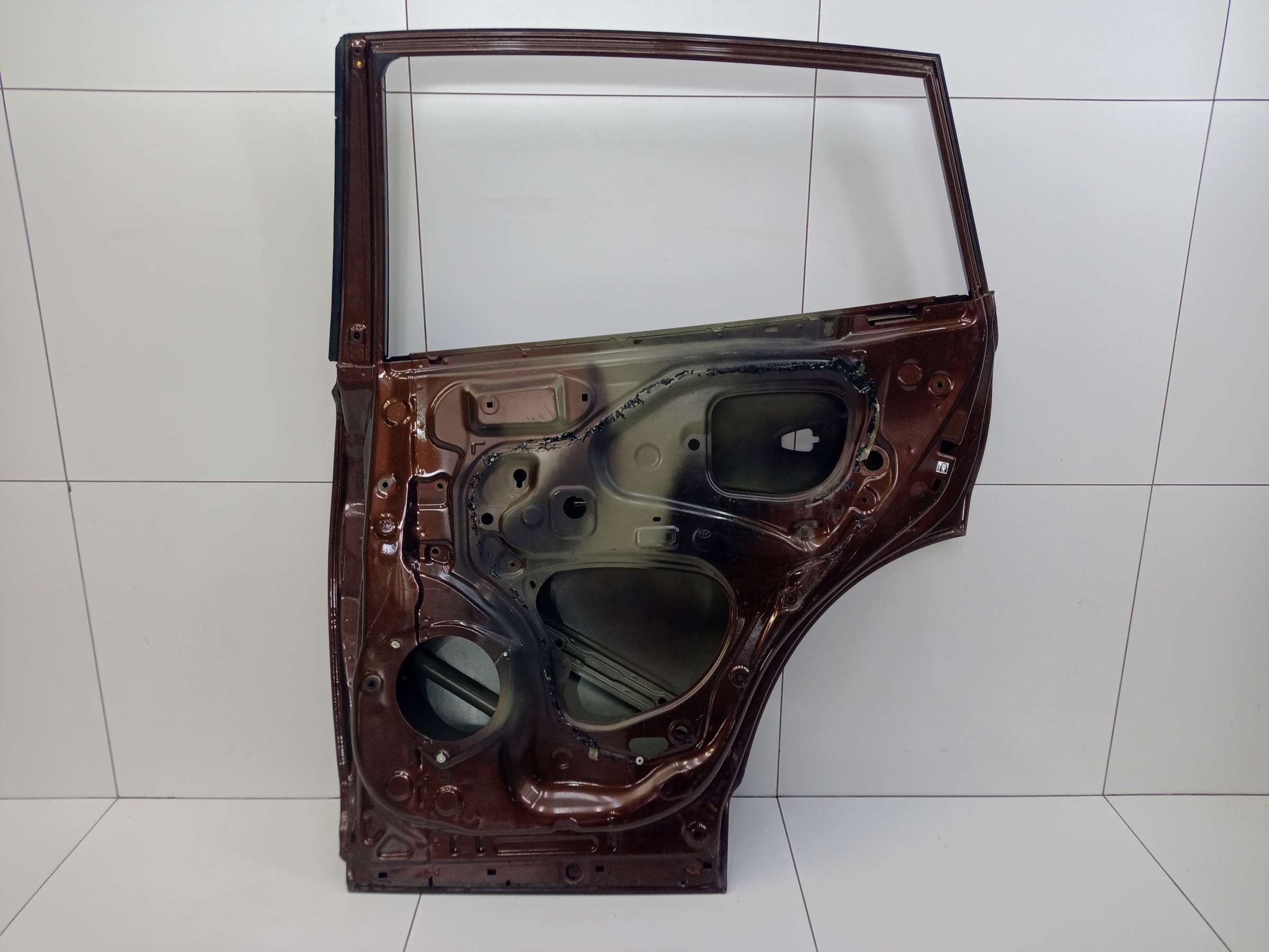 Дверь задняя правая Toyota RAV4 CA40