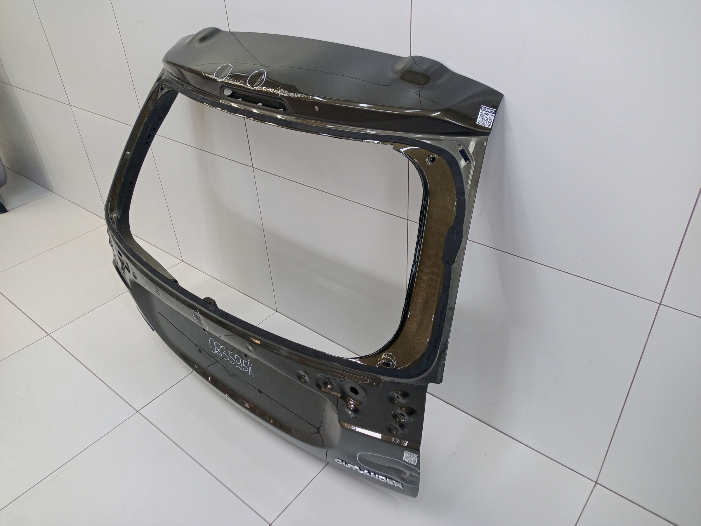 Крышка багажника Mitsubishi Outlander 3 Restail 2