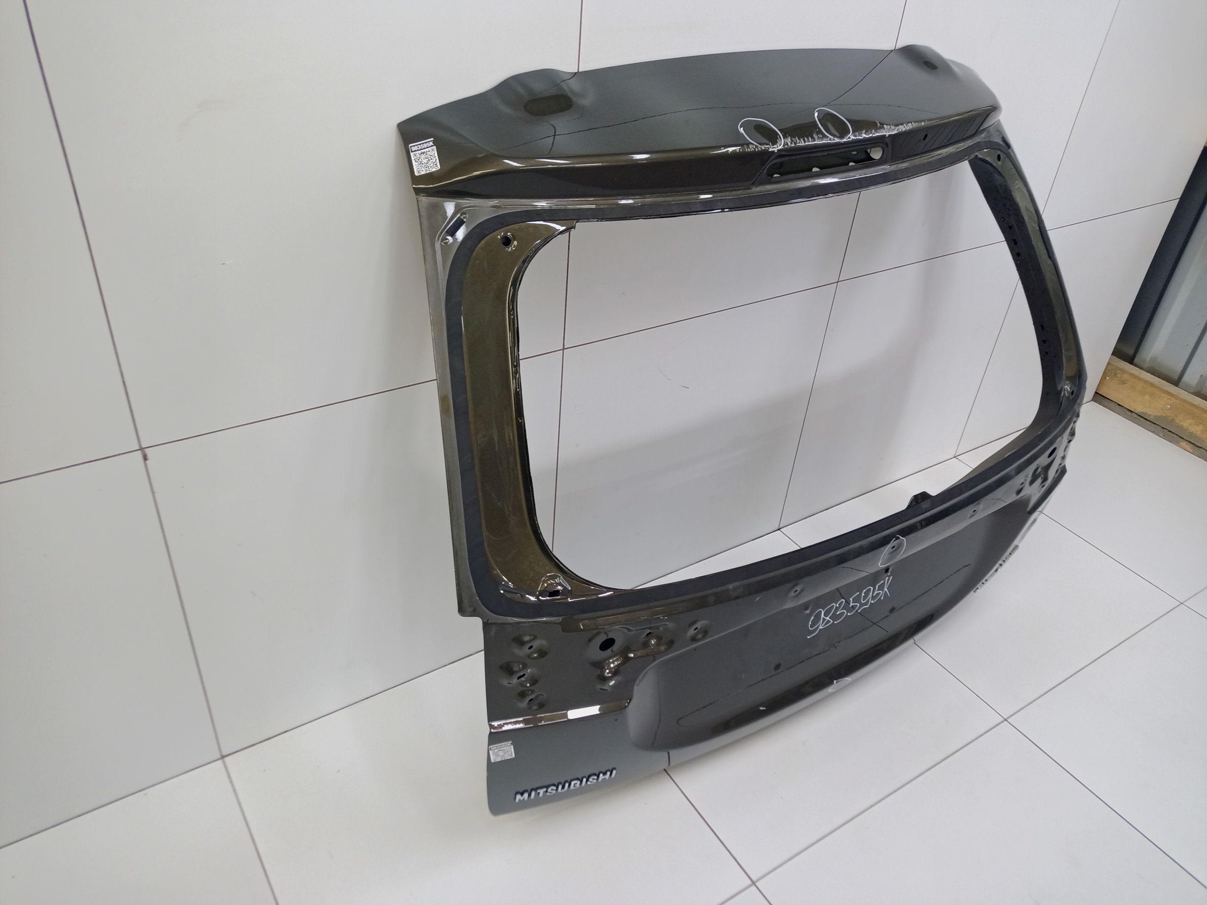 Крышка багажника Mitsubishi Outlander 3 Restail 2