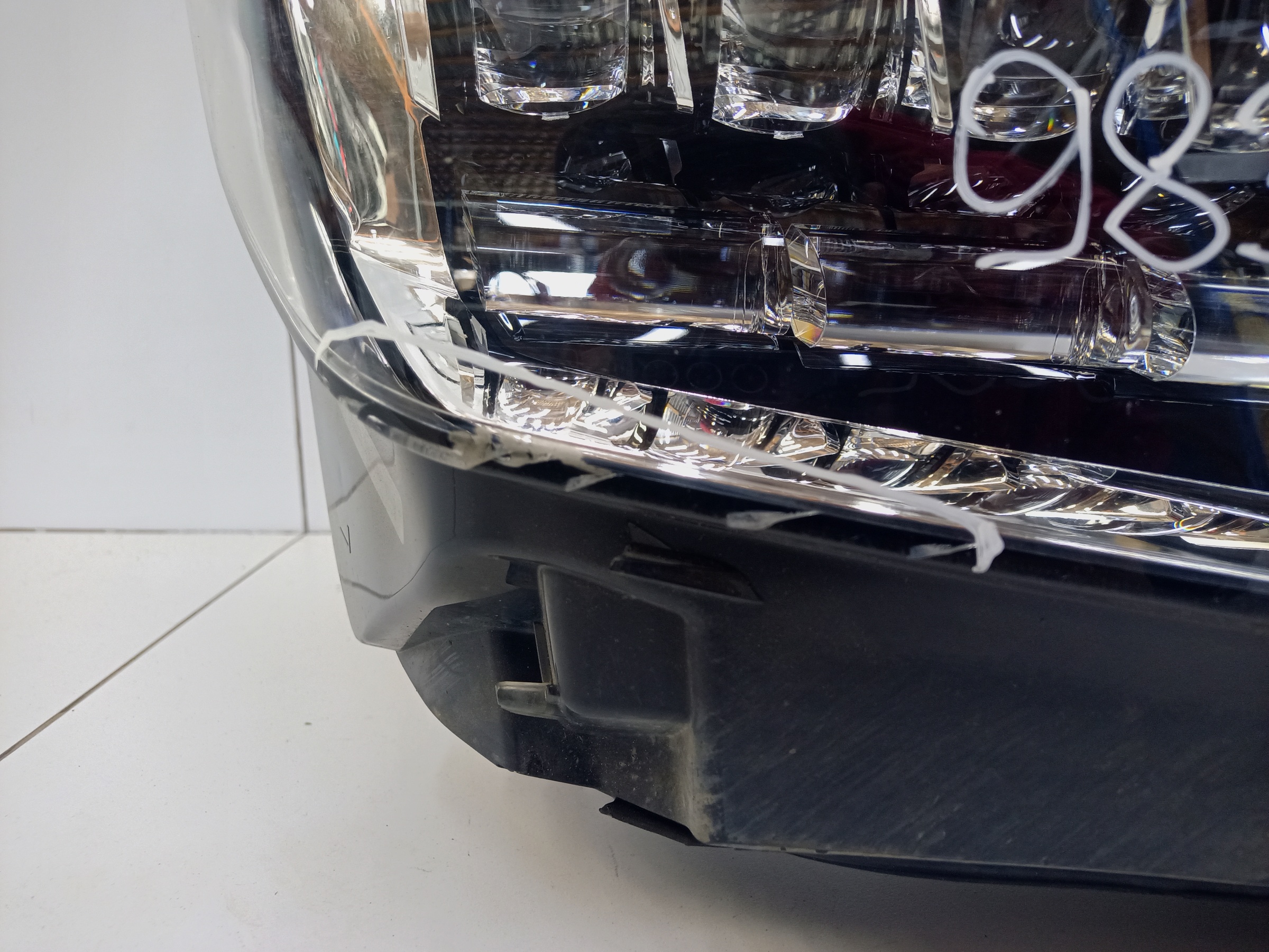 Фара передняя левая Cadillac Escalade 4 LED