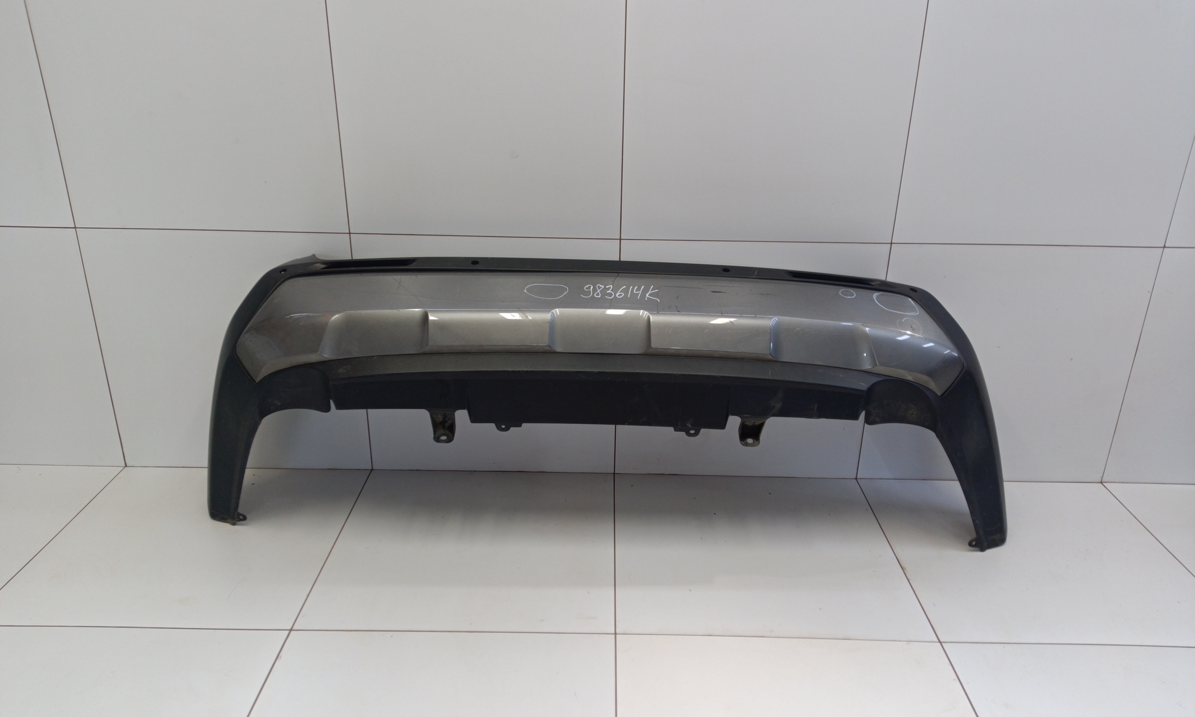Бампер задний Toyota RAV4 XA50
