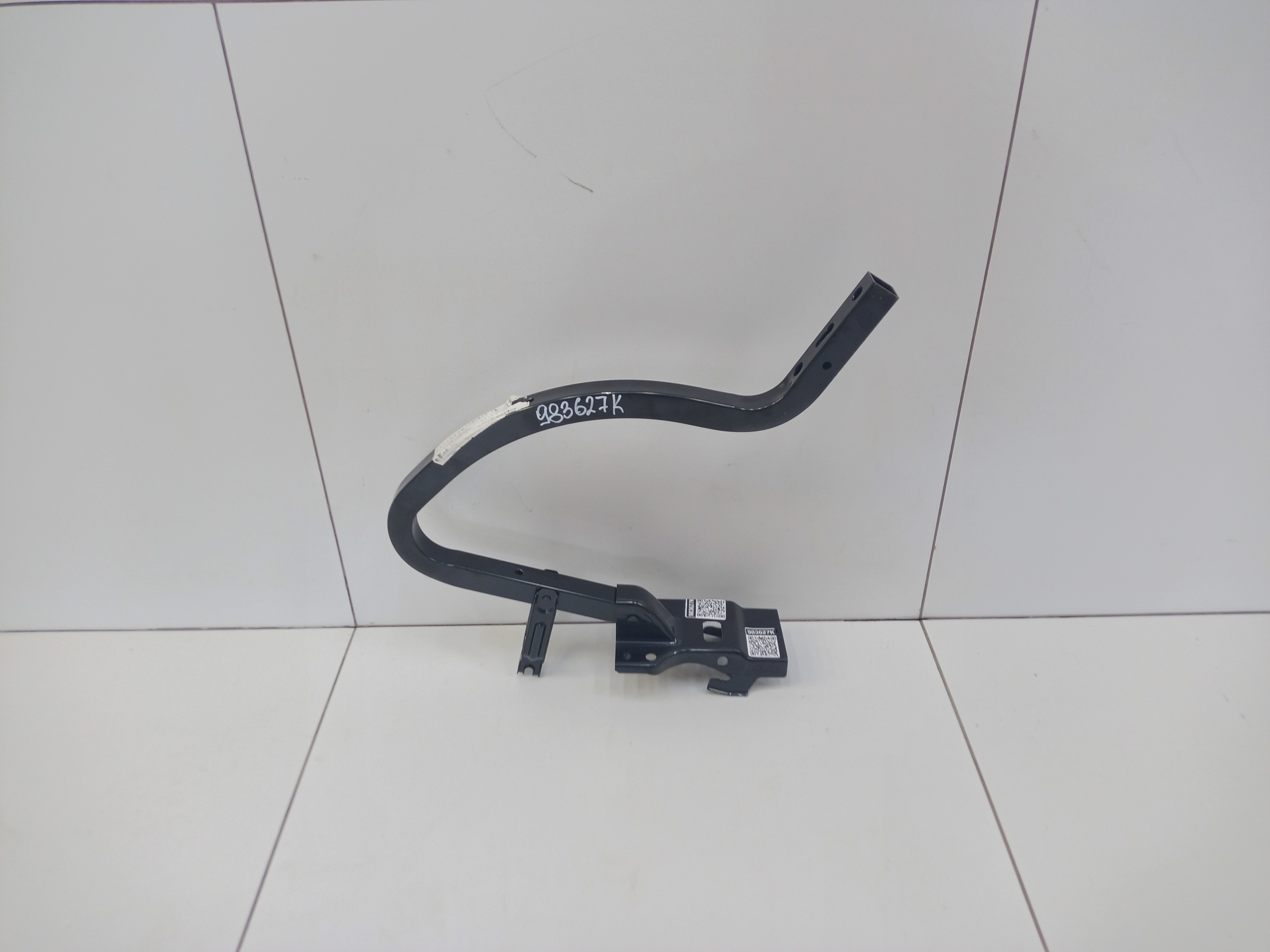 Петля крышки багажника правая Changan Lamore