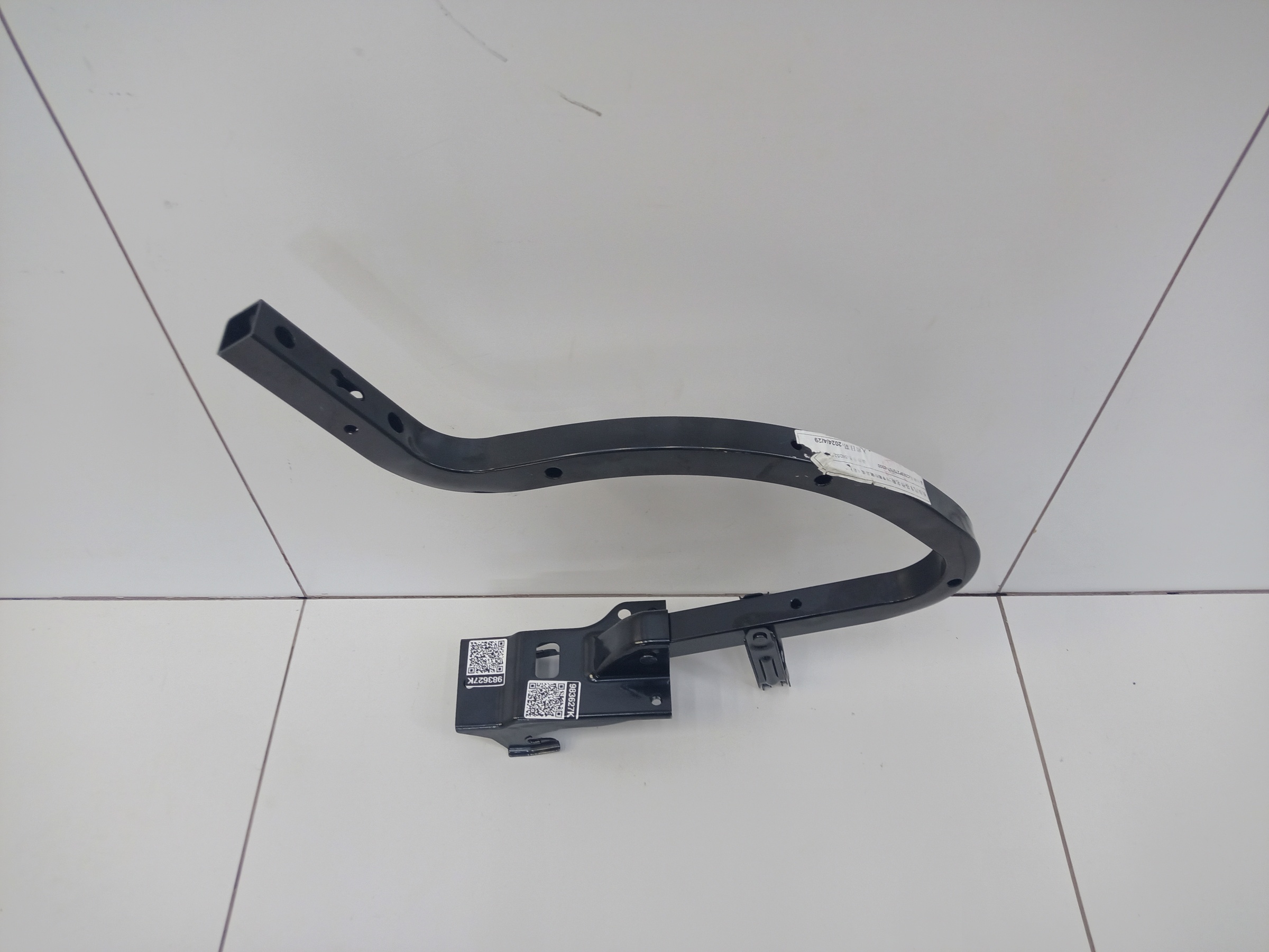 Петля крышки багажника правая Changan Lamore