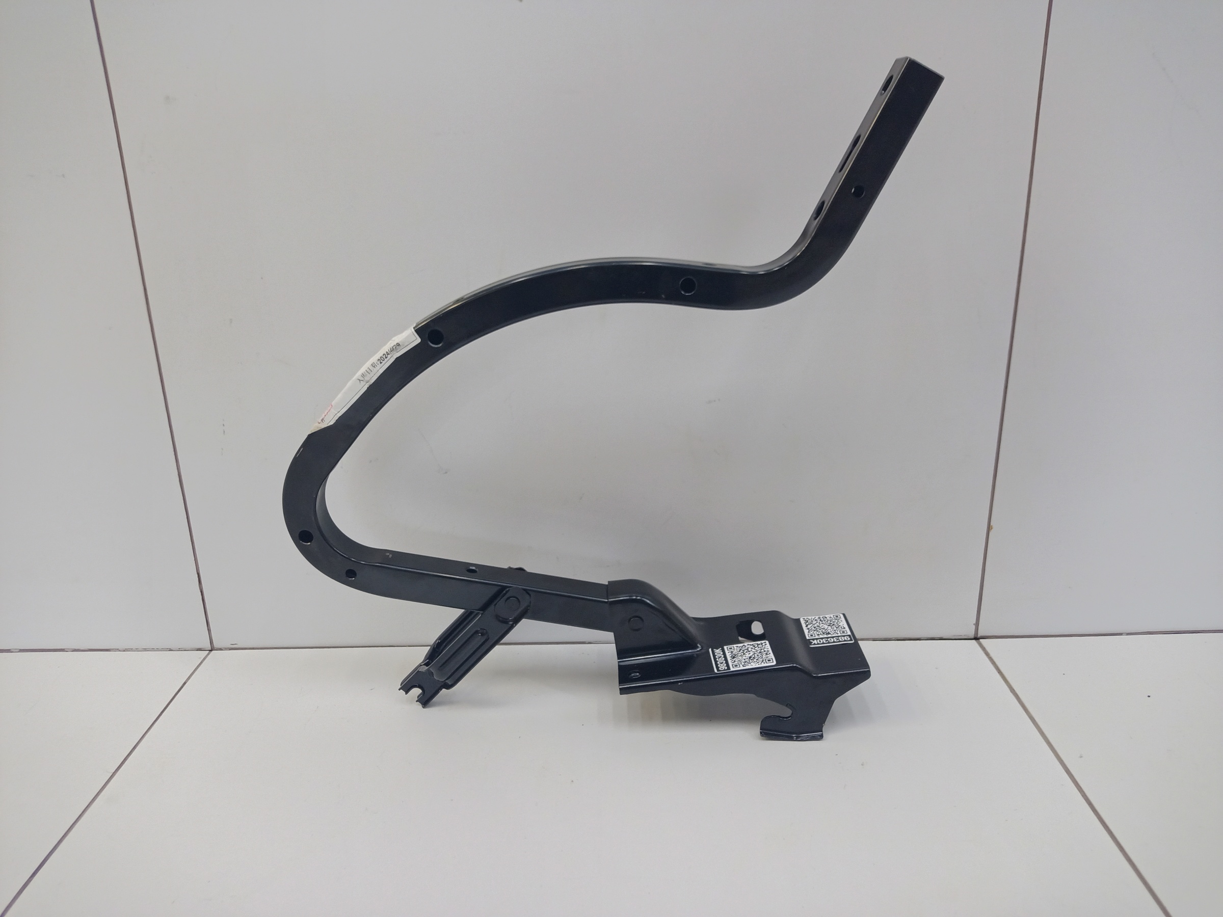 Петля крышки багажника левая Changan Lamore