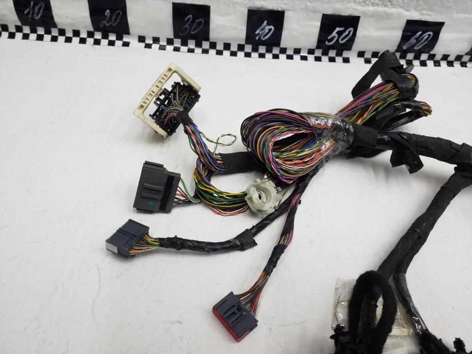 Проводка моторного отсека Volvo