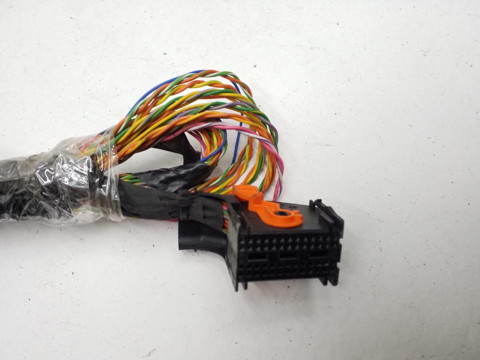 Проводка моторного отсека Volvo