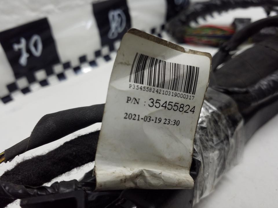 Проводка моторного отсека Volvo