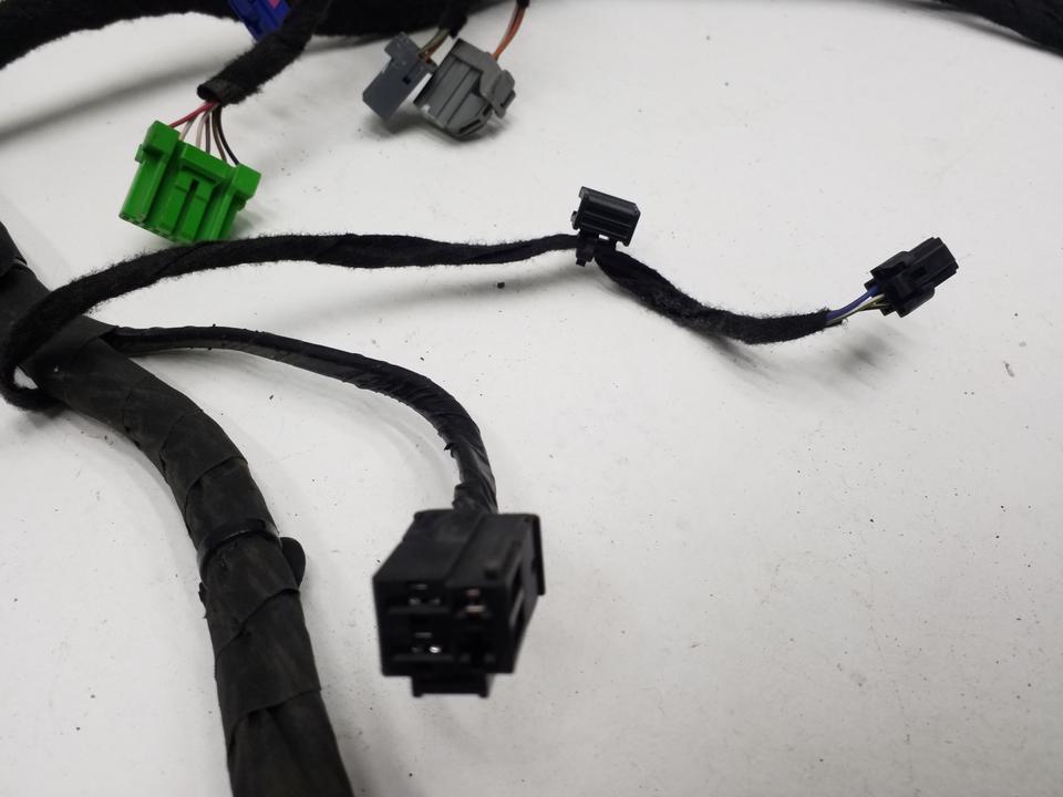 Проводка моторного отсека Volvo