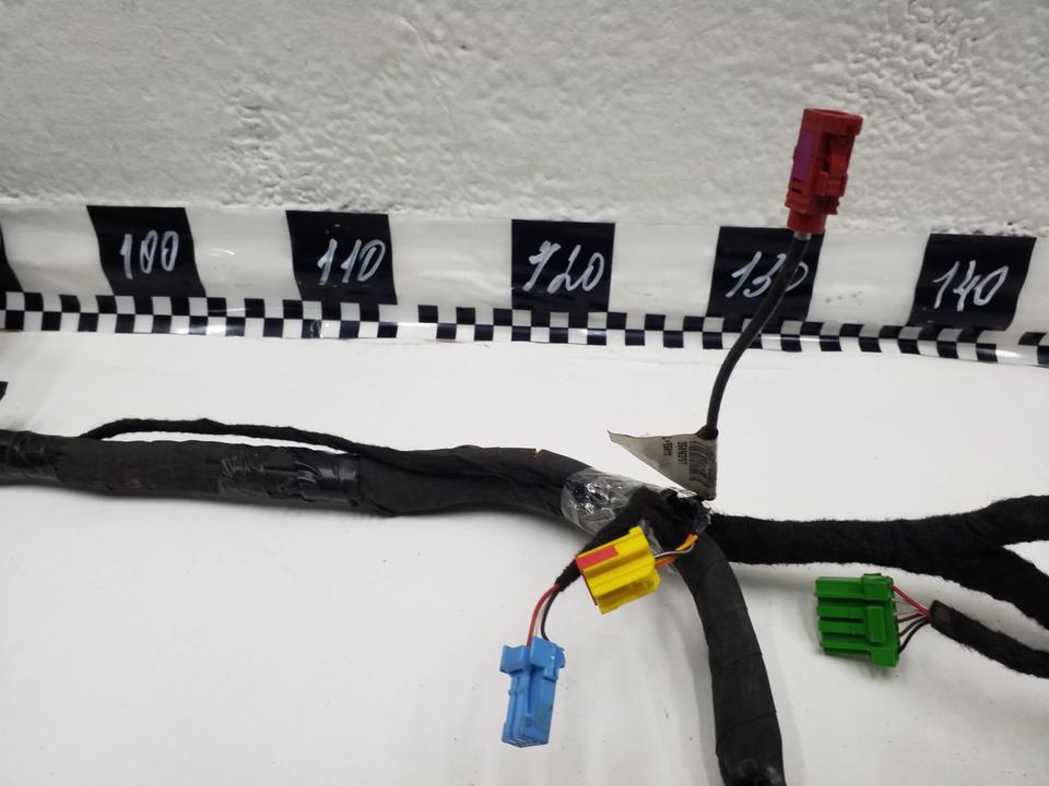 Проводка моторного отсека Volvo