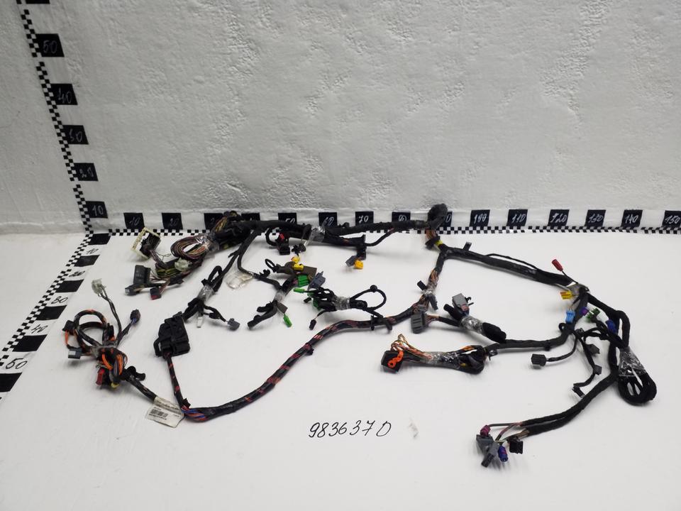 Проводка моторного отсека Volvo