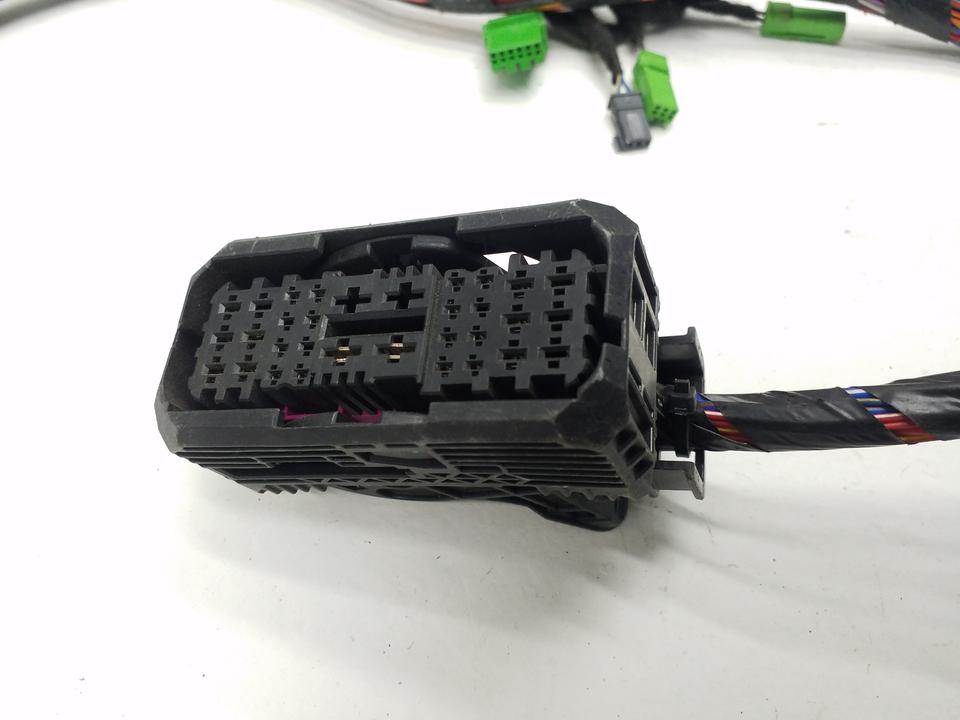 Проводка моторного отсека Volvo