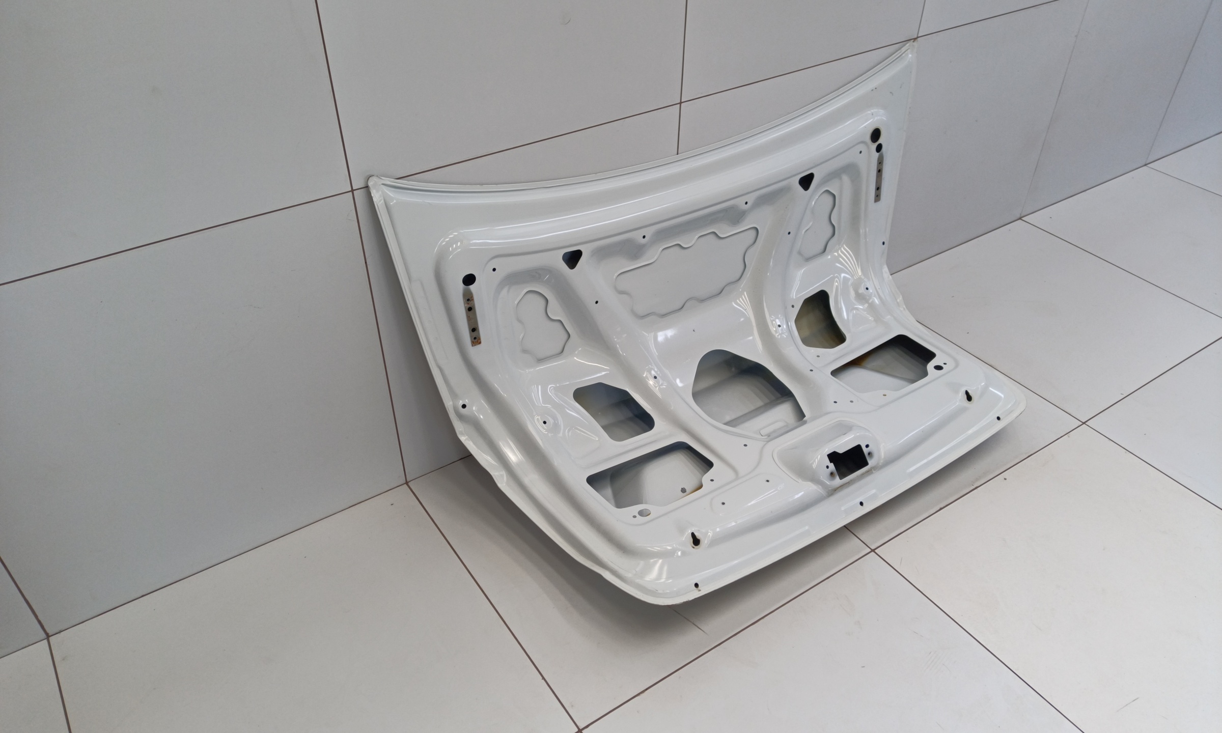 Крышка багажника Lada Granta Sedan 1 Restail