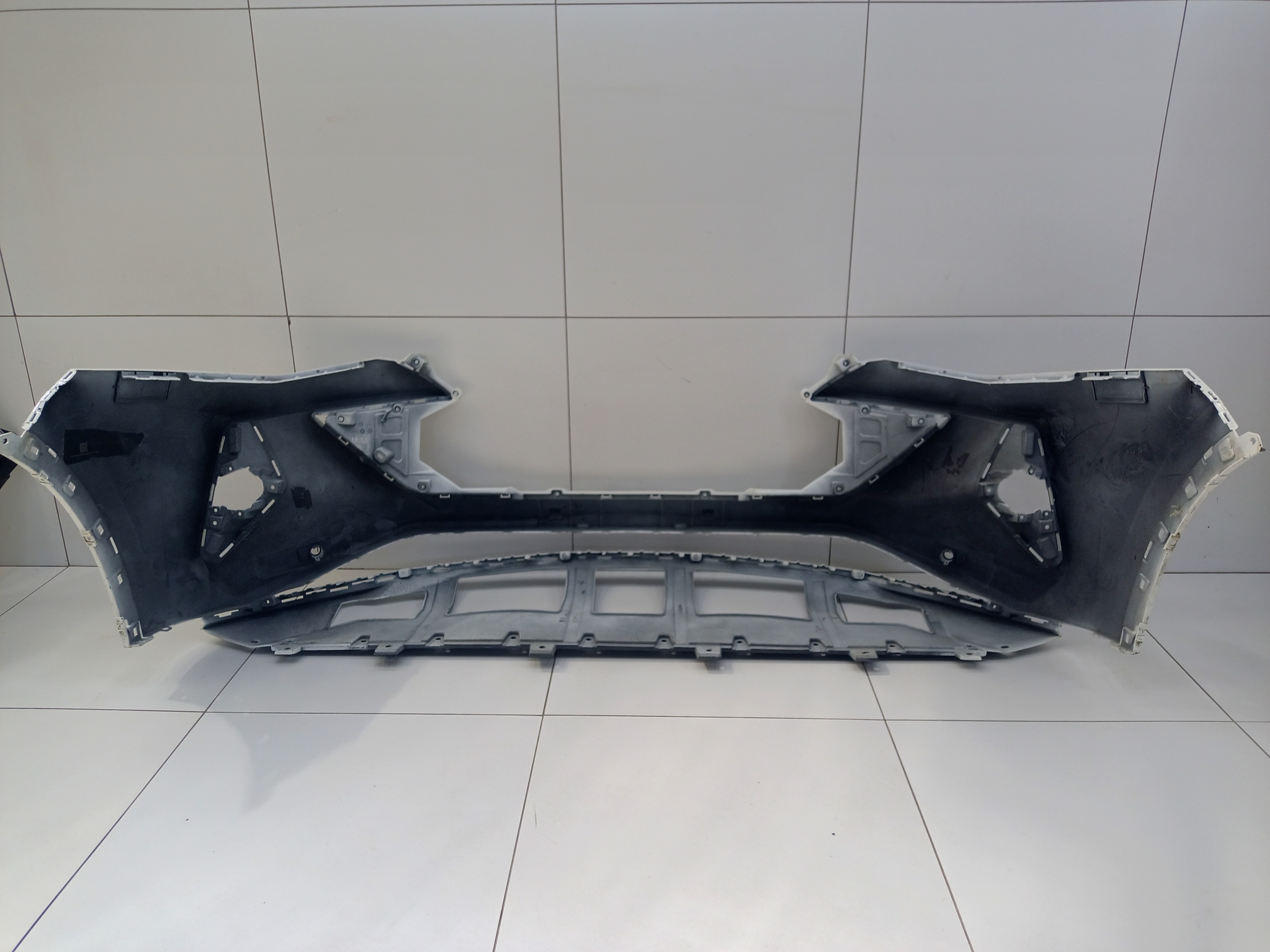Бампер передний Haval F7 Restail