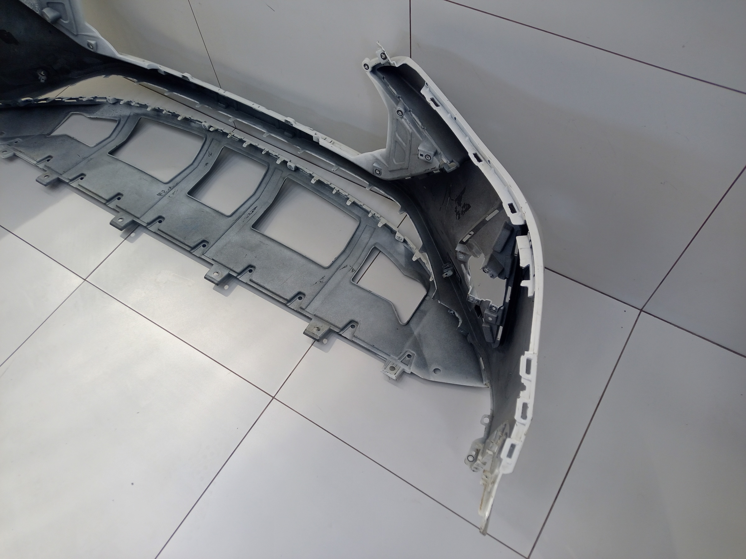 Бампер передний Haval F7 Restail