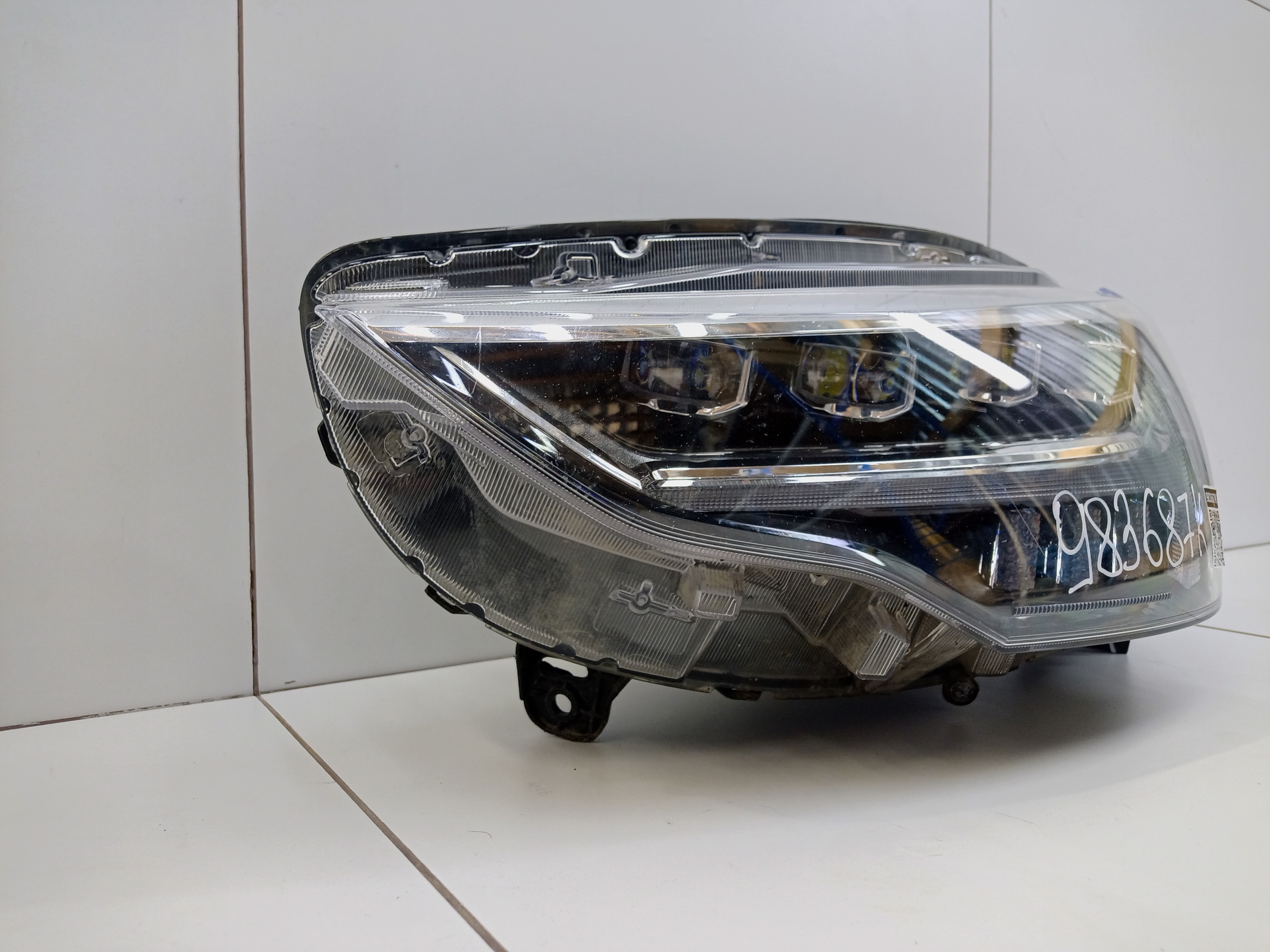 Фара передняя левая Haval Jolion LED