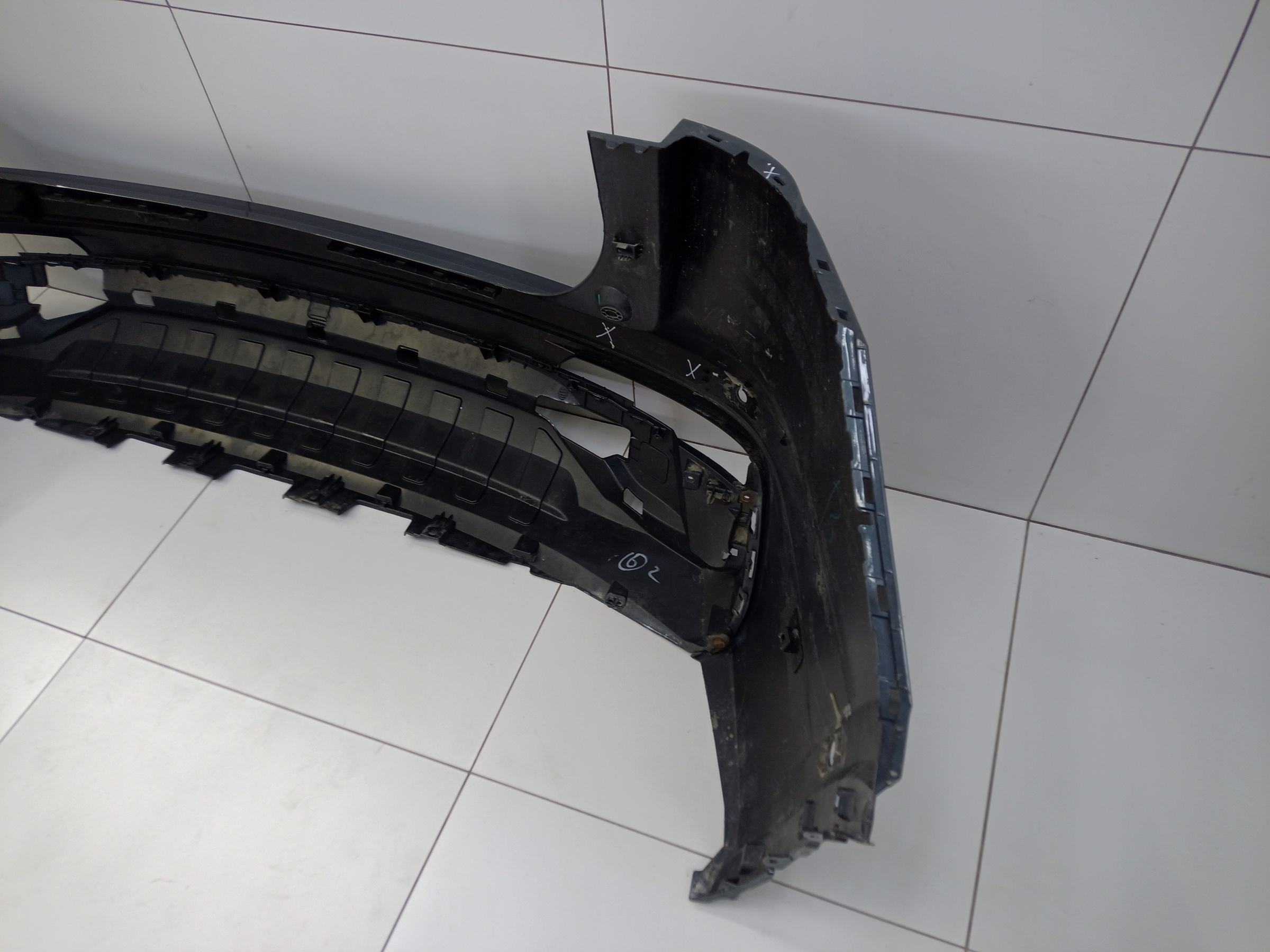 Бампер задний Geely Monjaro