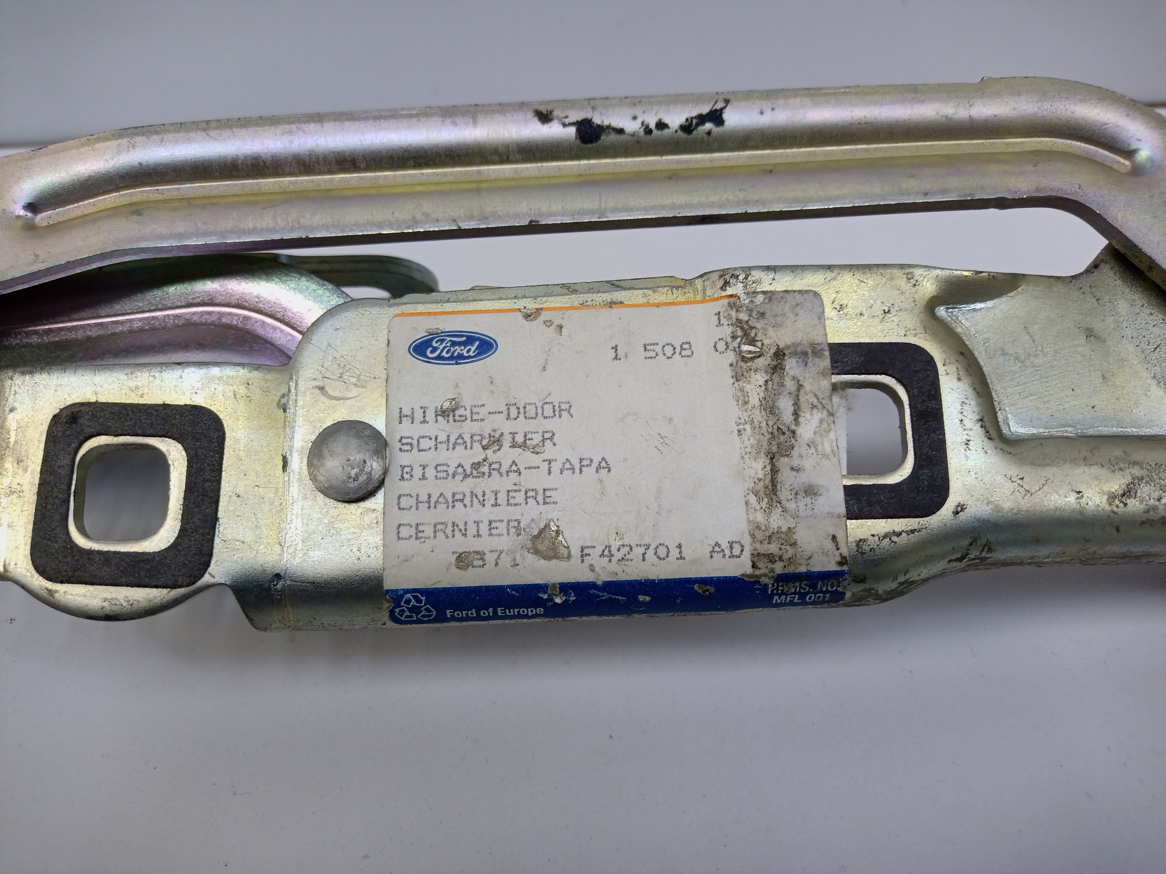 Комплект петель крышки багажника Ford Mondeo 4 Sedan