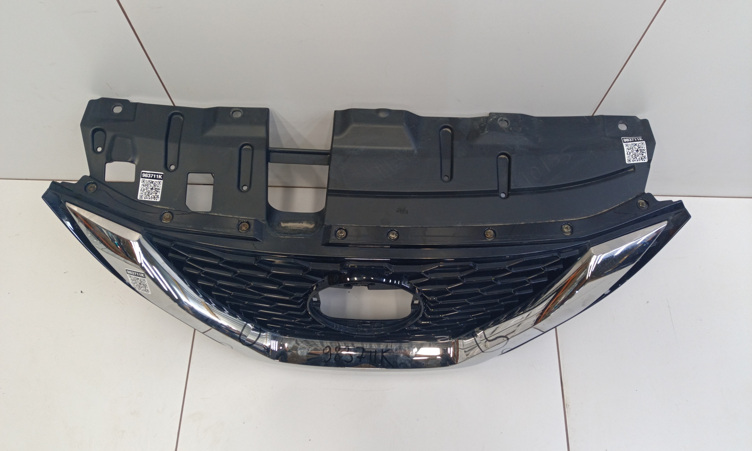 Решетка радиатора Nissan Qashqai 2 Restail