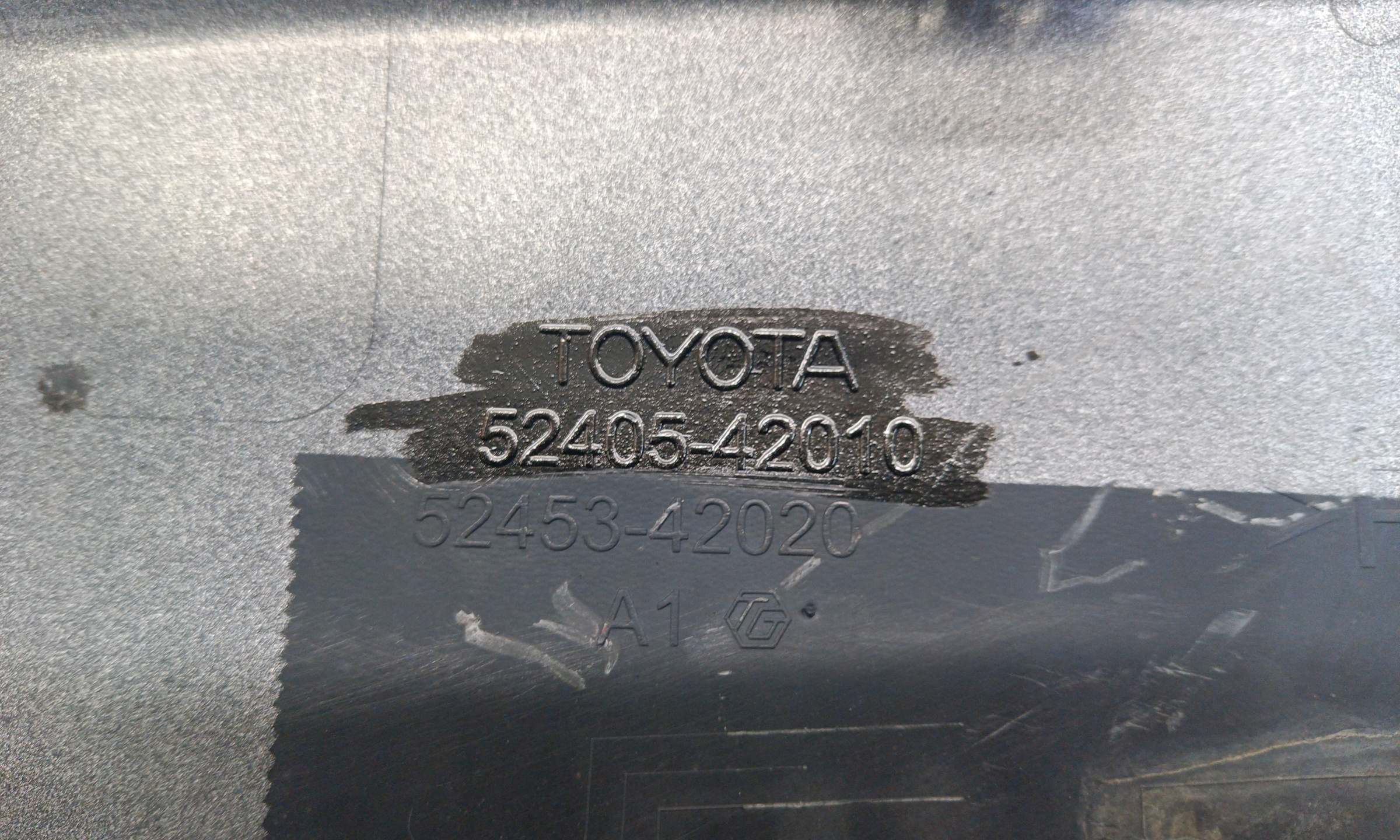 Накладка заднего бампера Toyota RAV4 CA40 Restail