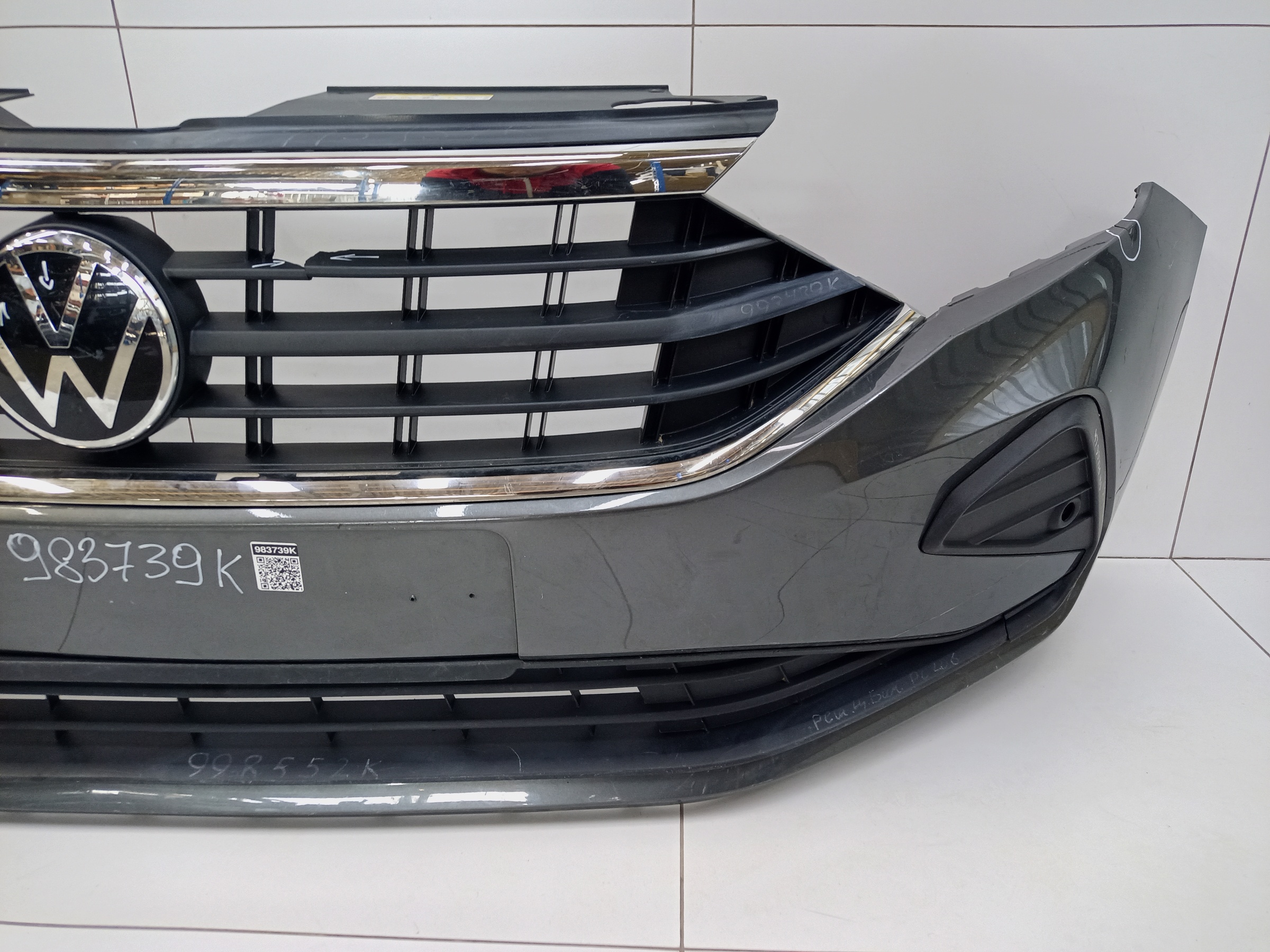 Бампер передний Volkswagen Polo 6 Liftback