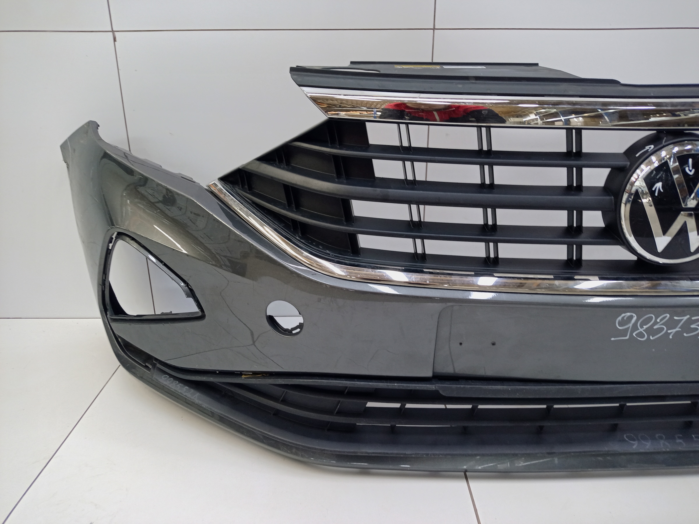 Бампер передний Volkswagen Polo 6 Liftback