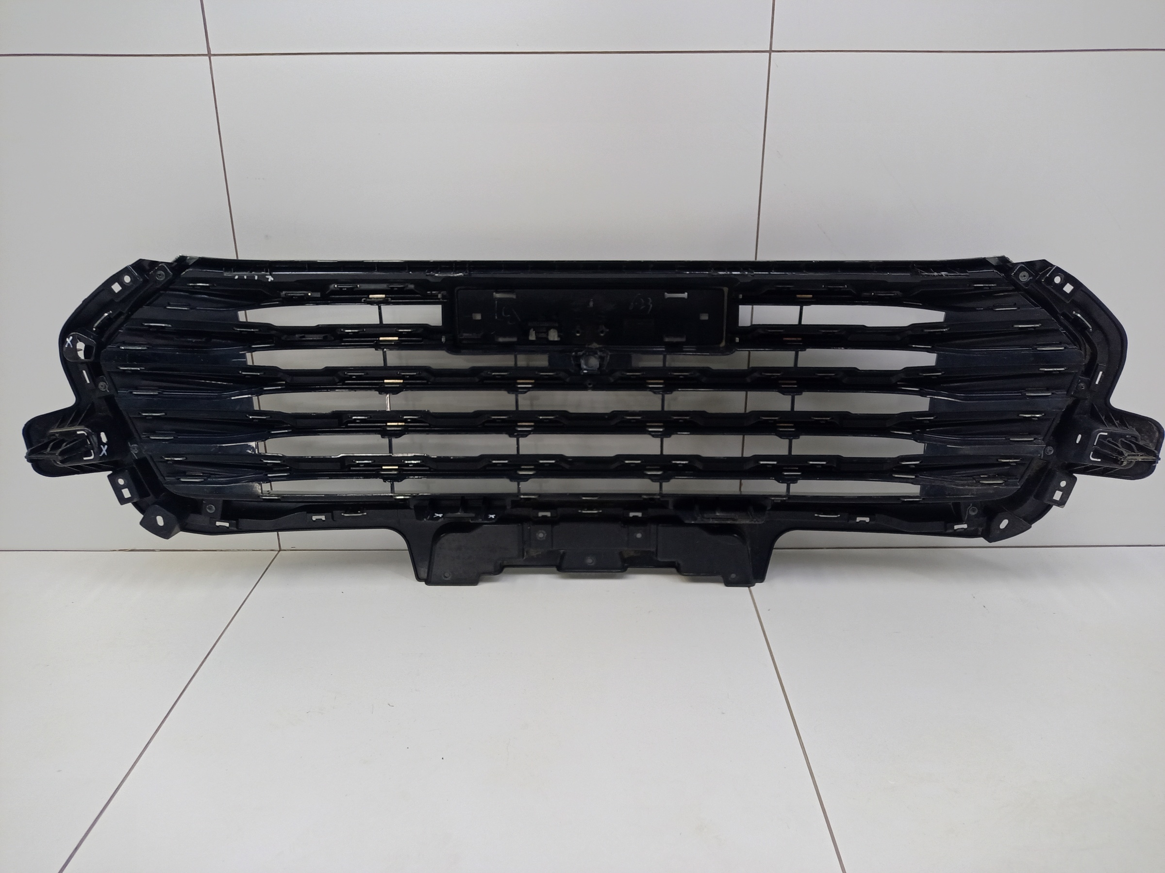 Решётка радиатора Haval Jolion под камеру