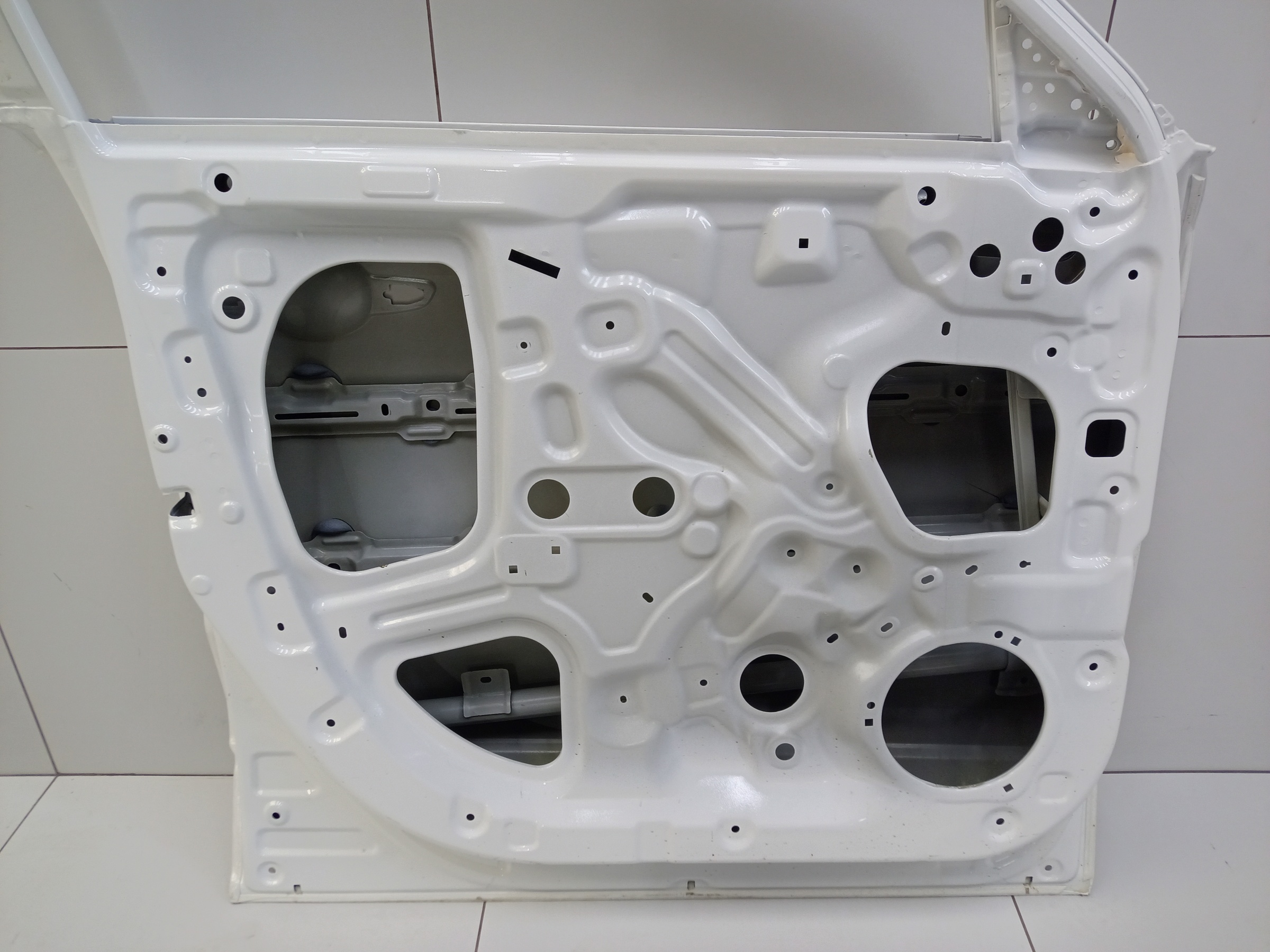 Дверь передняя левая Changan CS35Plus