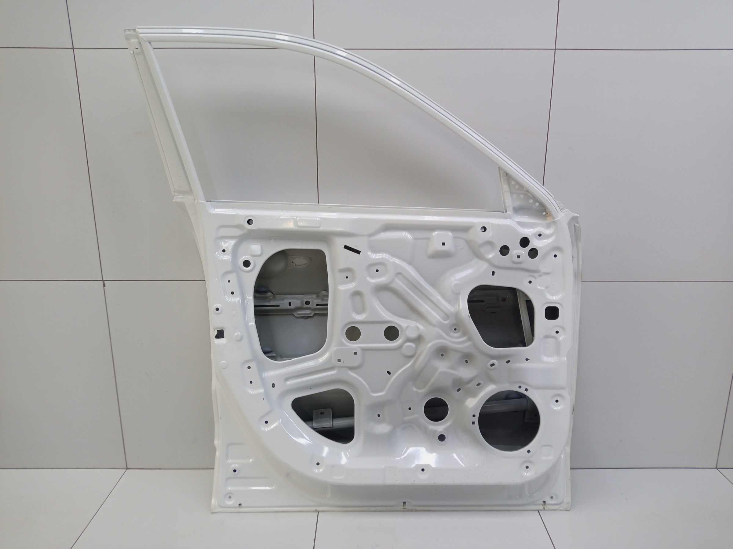 Дверь передняя левая Changan CS35Plus